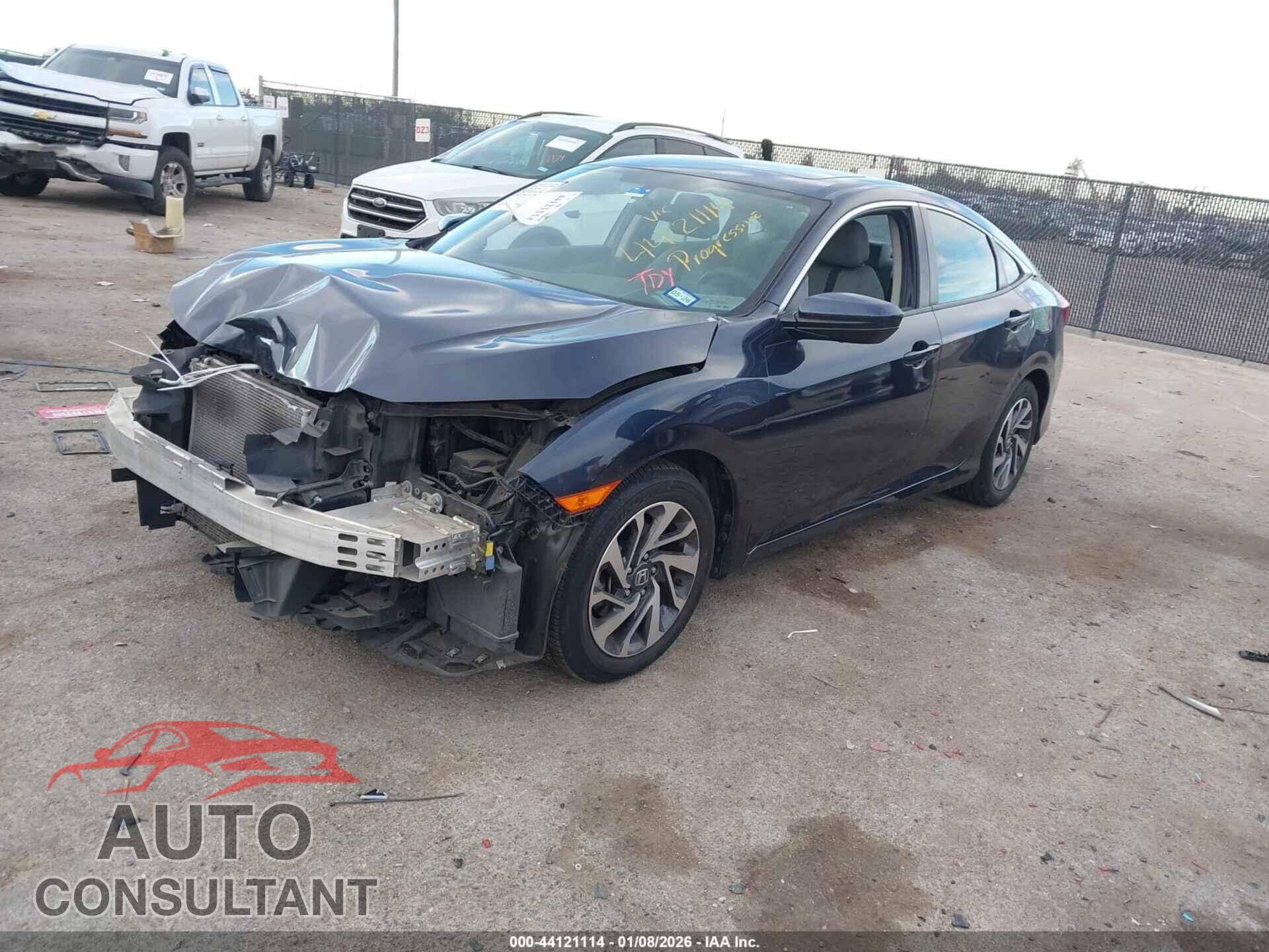 HONDA CIVIC 2018 - 2HGFC2F76JH509915