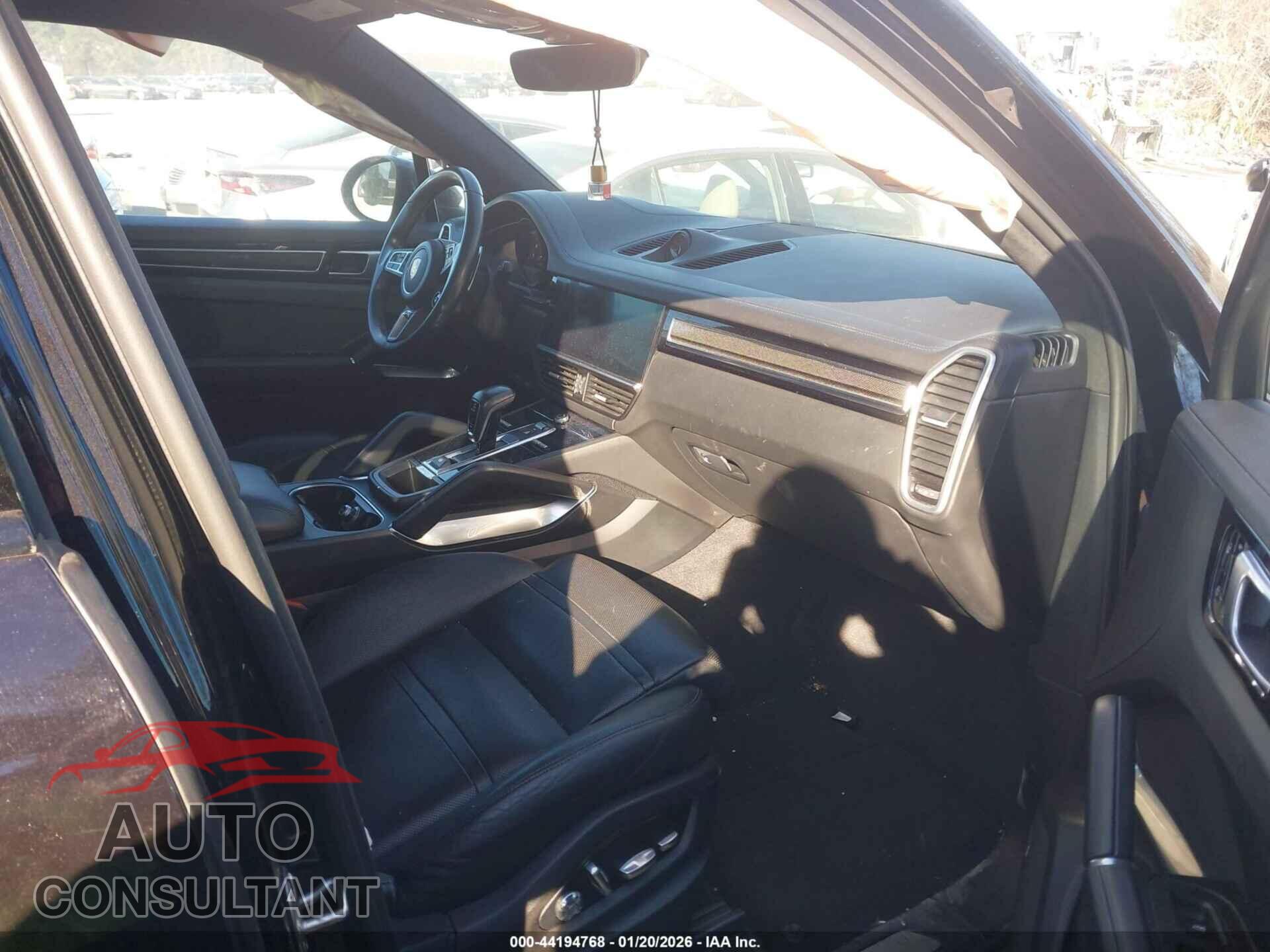 PORSCHE CAYENNE 2019 - WP1AF2AY2KDA80902