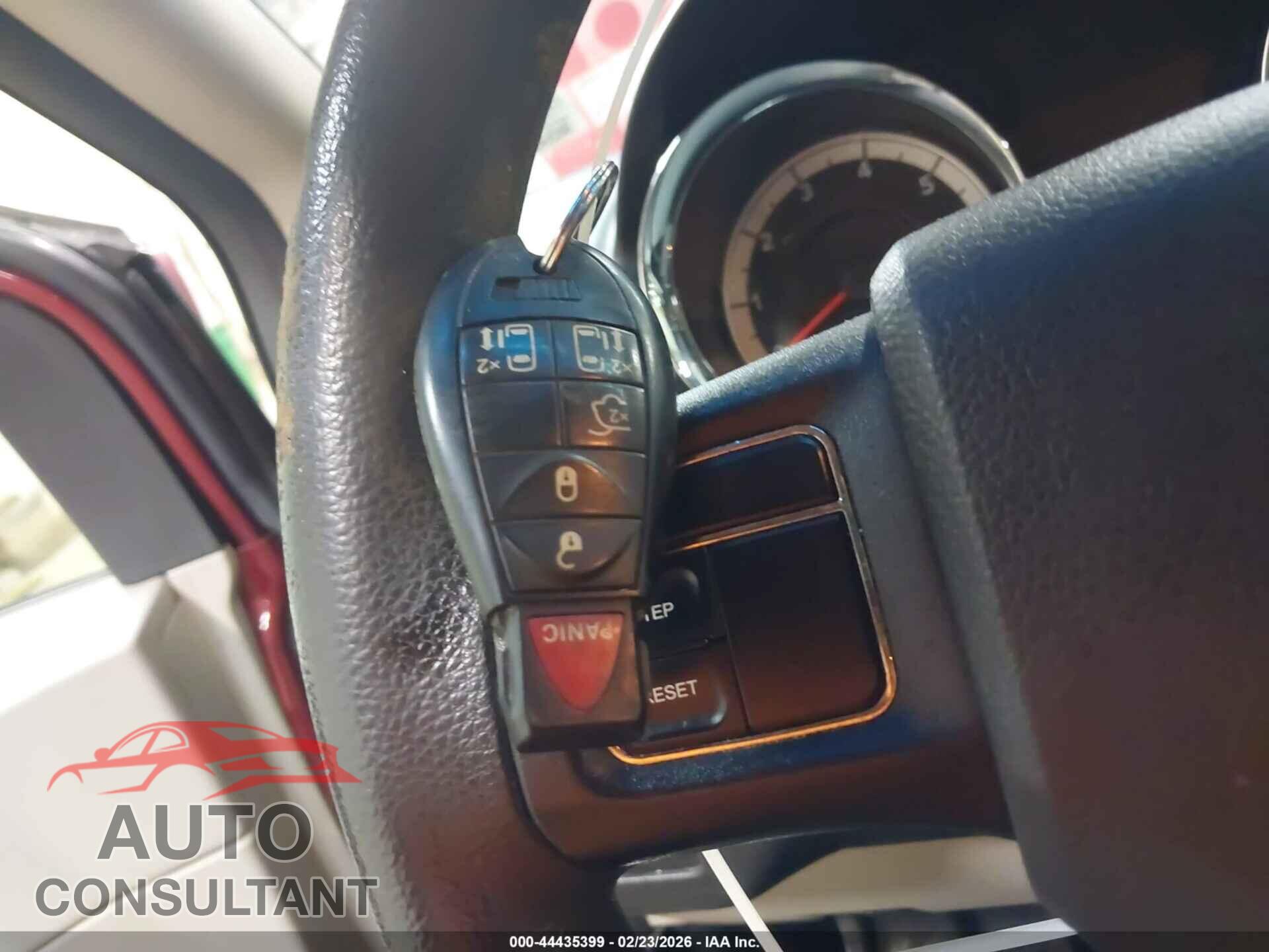 DODGE GRAND CARAVAN 2011 - 2D4RN3DG1BR630171