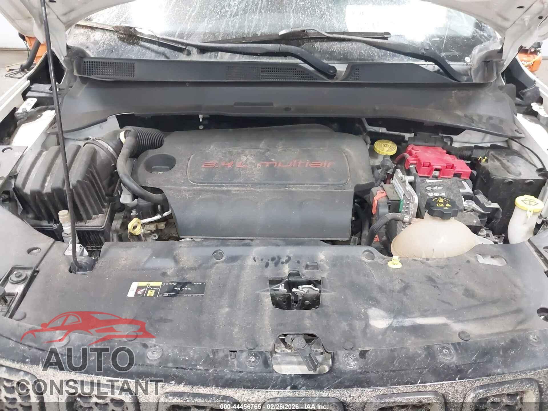 JEEP COMPASS 2020 - 3C4NJDAB2LT212237