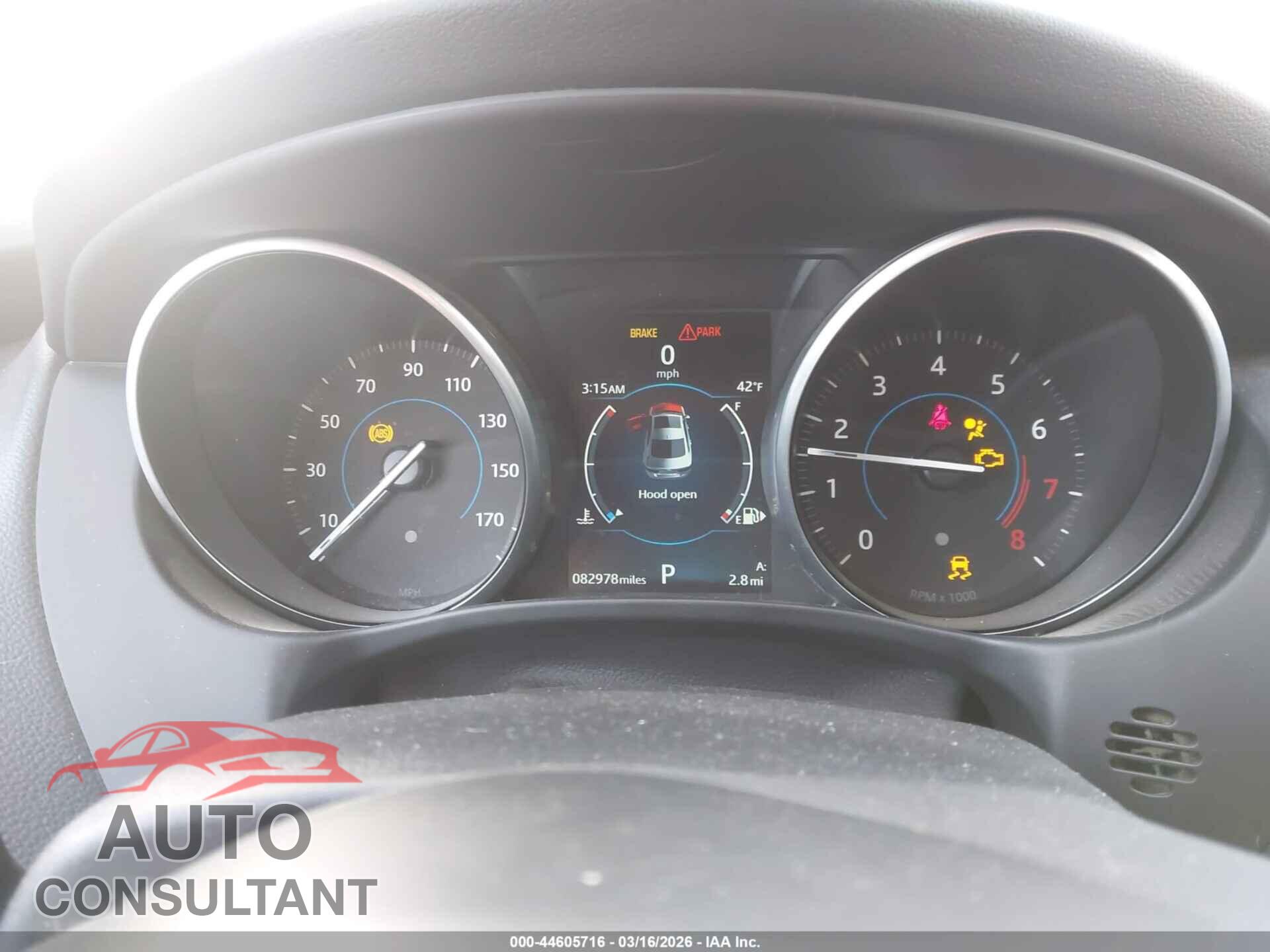 JAGUAR XE 2018 - SAJAR4FX6JCP32480