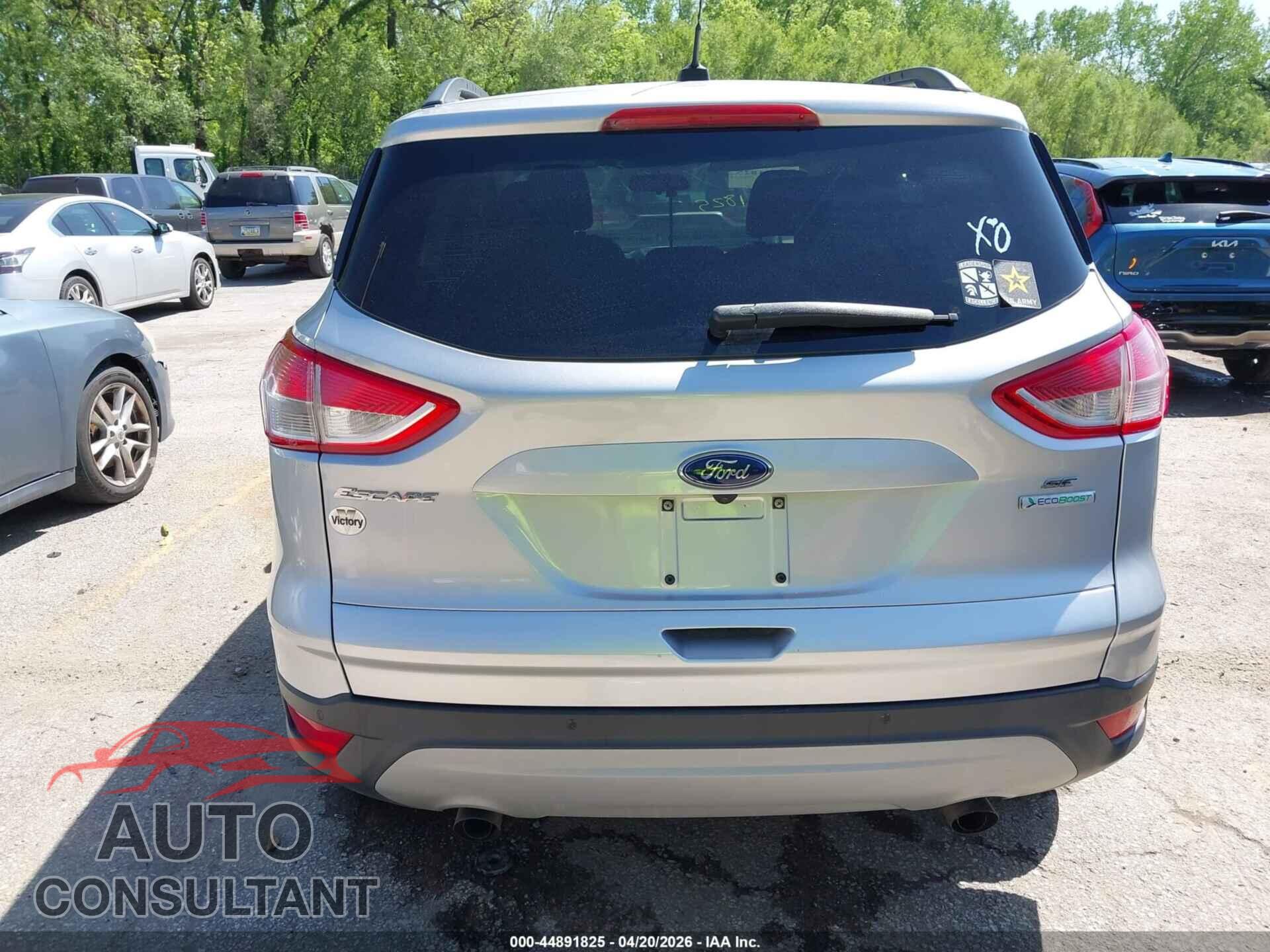FORD ESCAPE 2014 - 1FMCU0GX4EUC29331