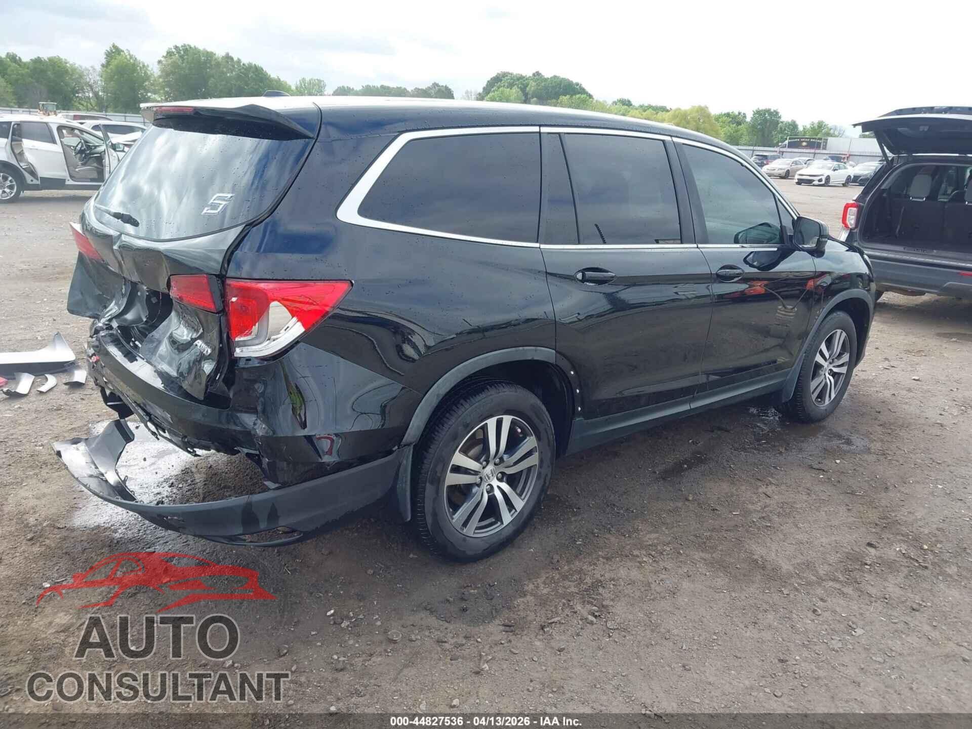 HONDA PILOT 2018 - 5FNYF6H76JB004210