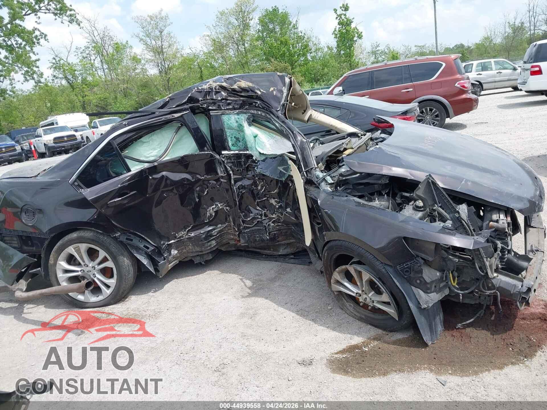 FORD TAURUS 2013 - 1FAHP2H89DG191876