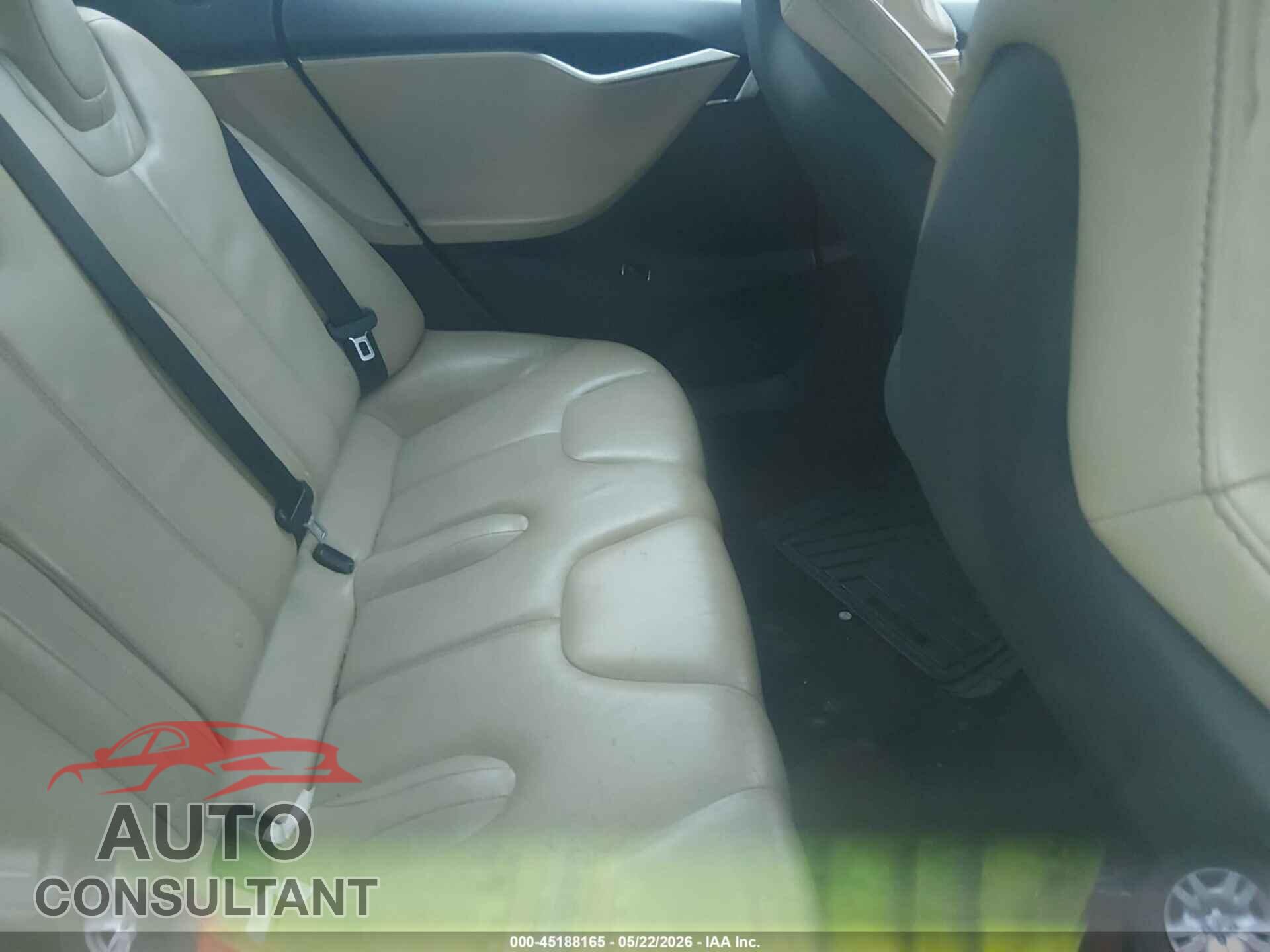 TESLA MODEL S 2013 - 5YJSA1CNXDFP16396