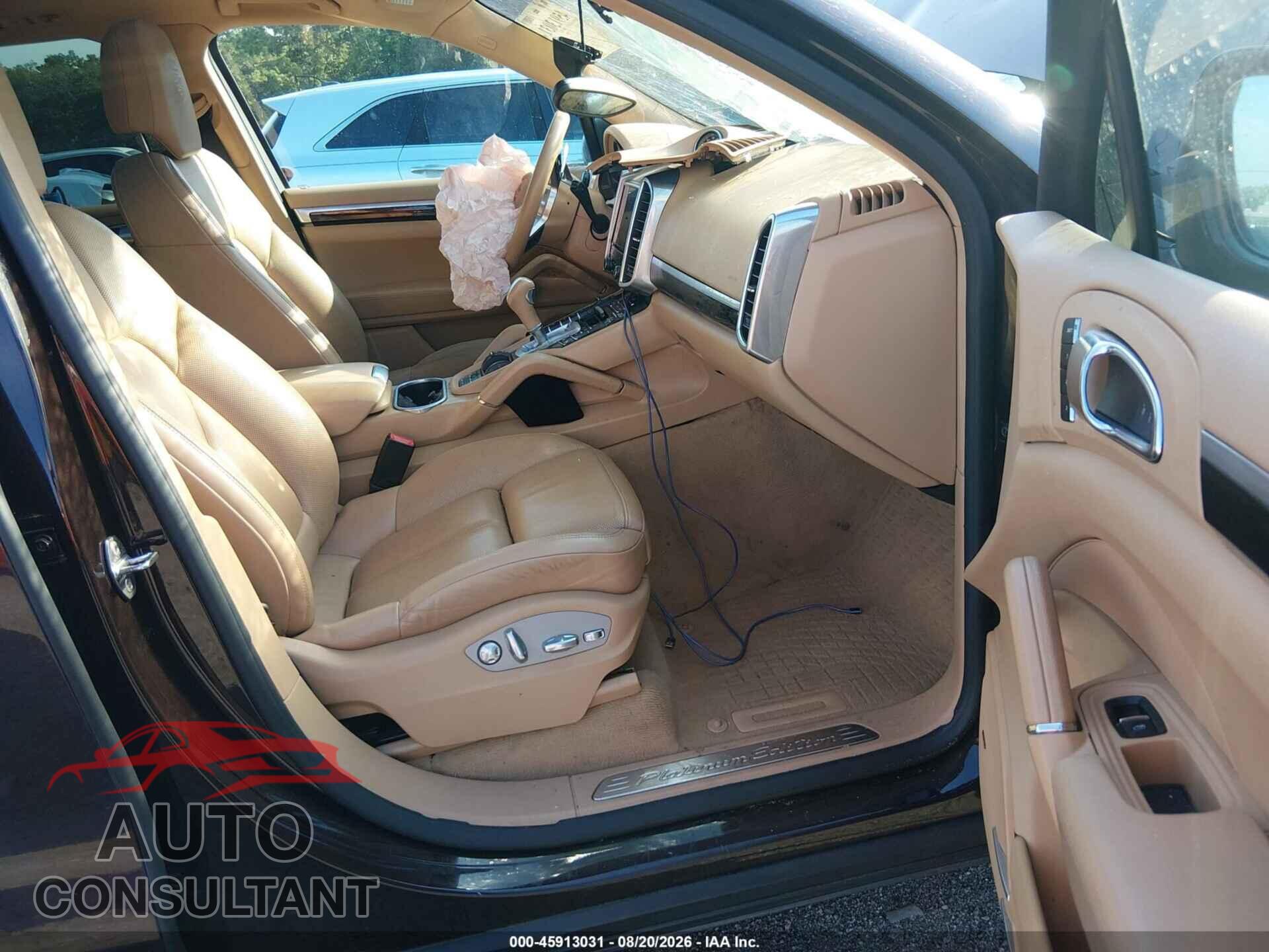 PORSCHE CAYENNE 2017 - WP1AA2A20HKA82260