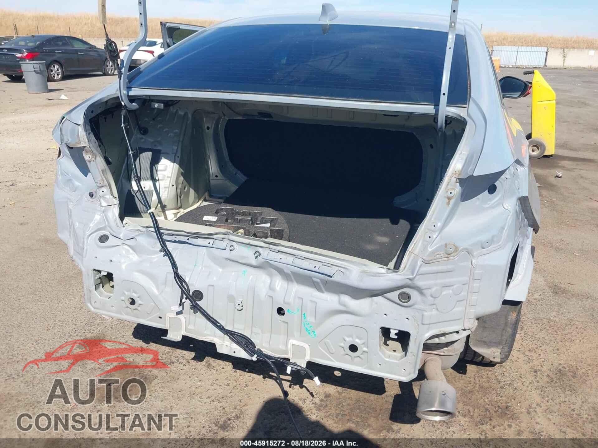 HONDA CIVIC 2023 - 2HGFE2F51PH515302