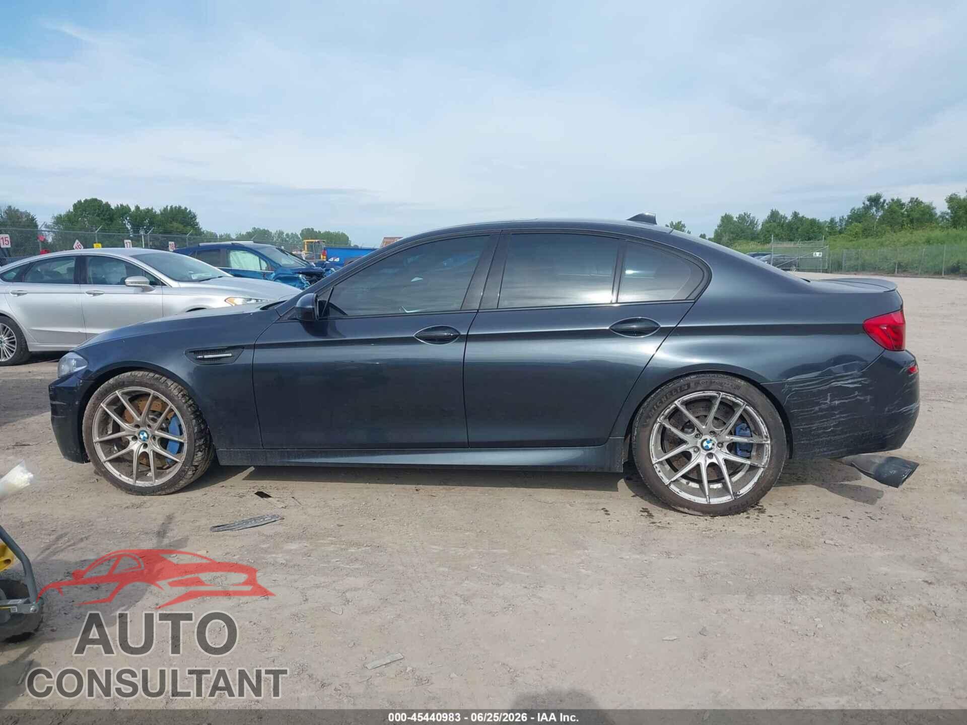 BMW M5 2013 - WBSFV9C56DC773964