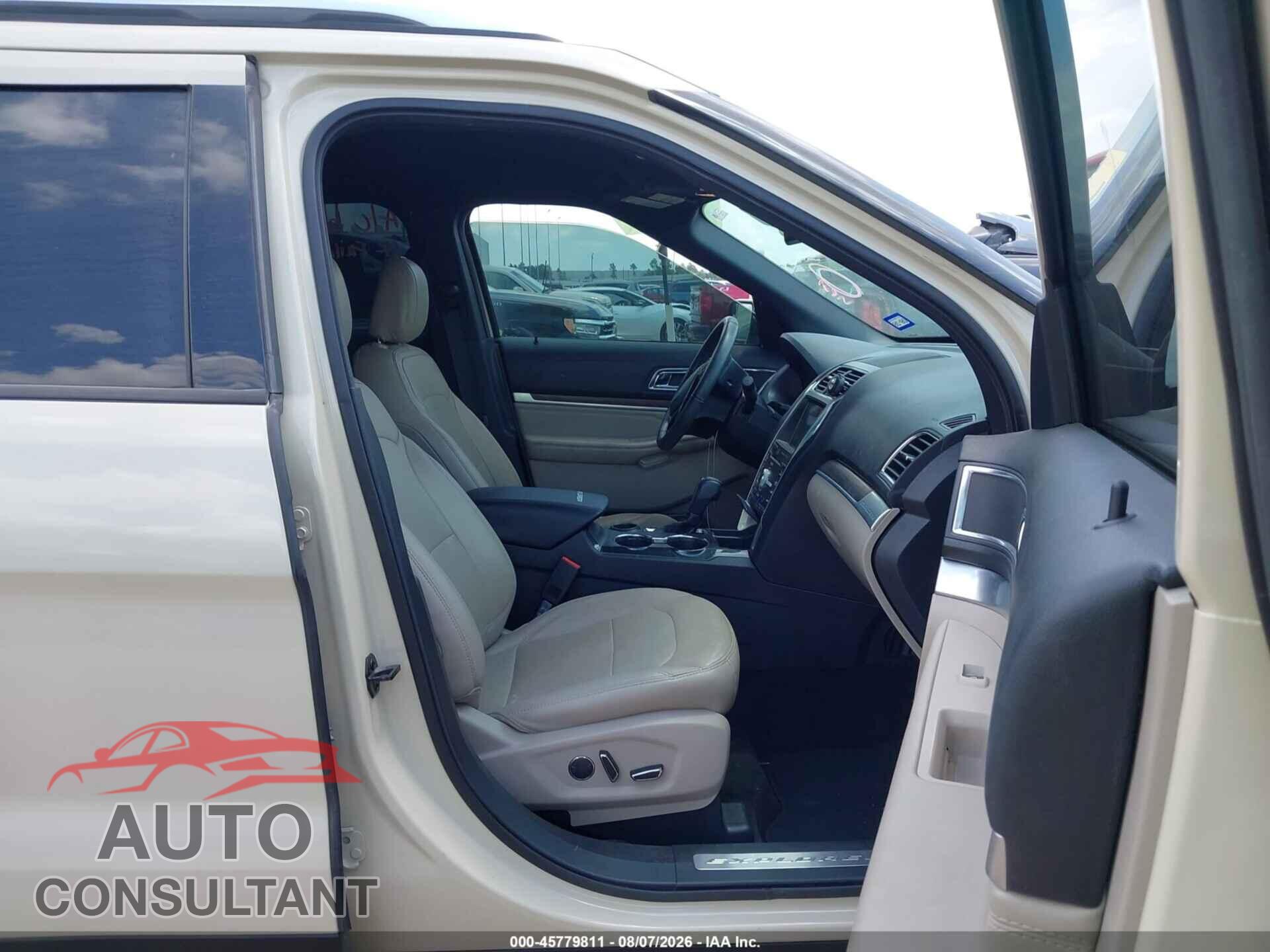 FORD EXPLORER 2018 - 1FM5K7F8XJGB55472