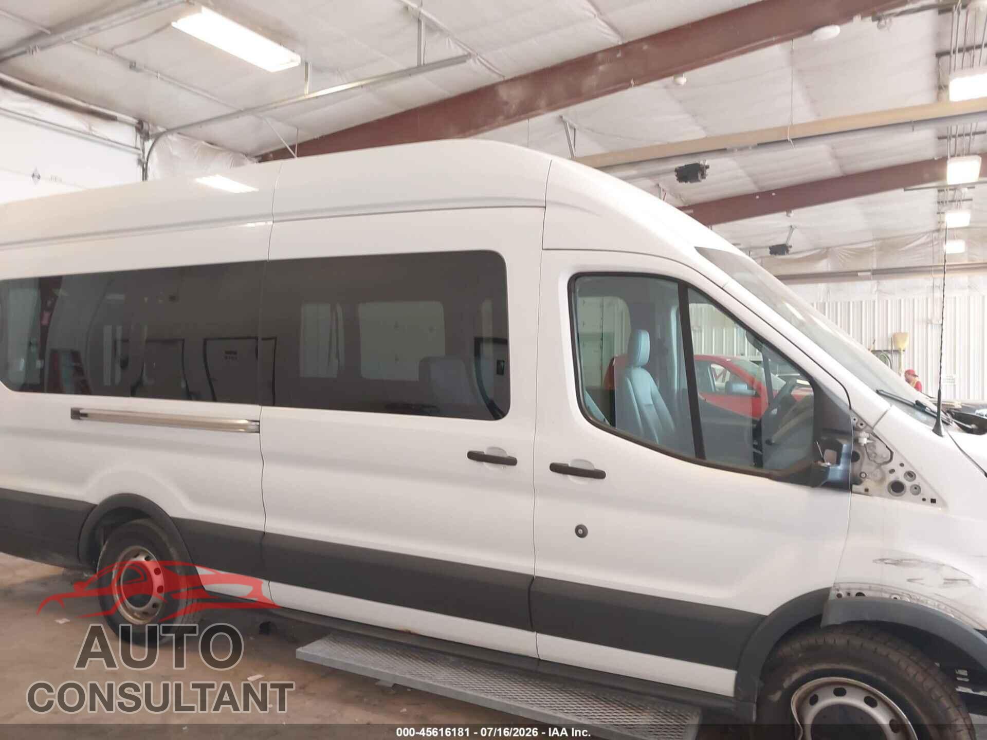 FORD TRANSIT-250 2017 - 1FTYR3XM5HKB50902