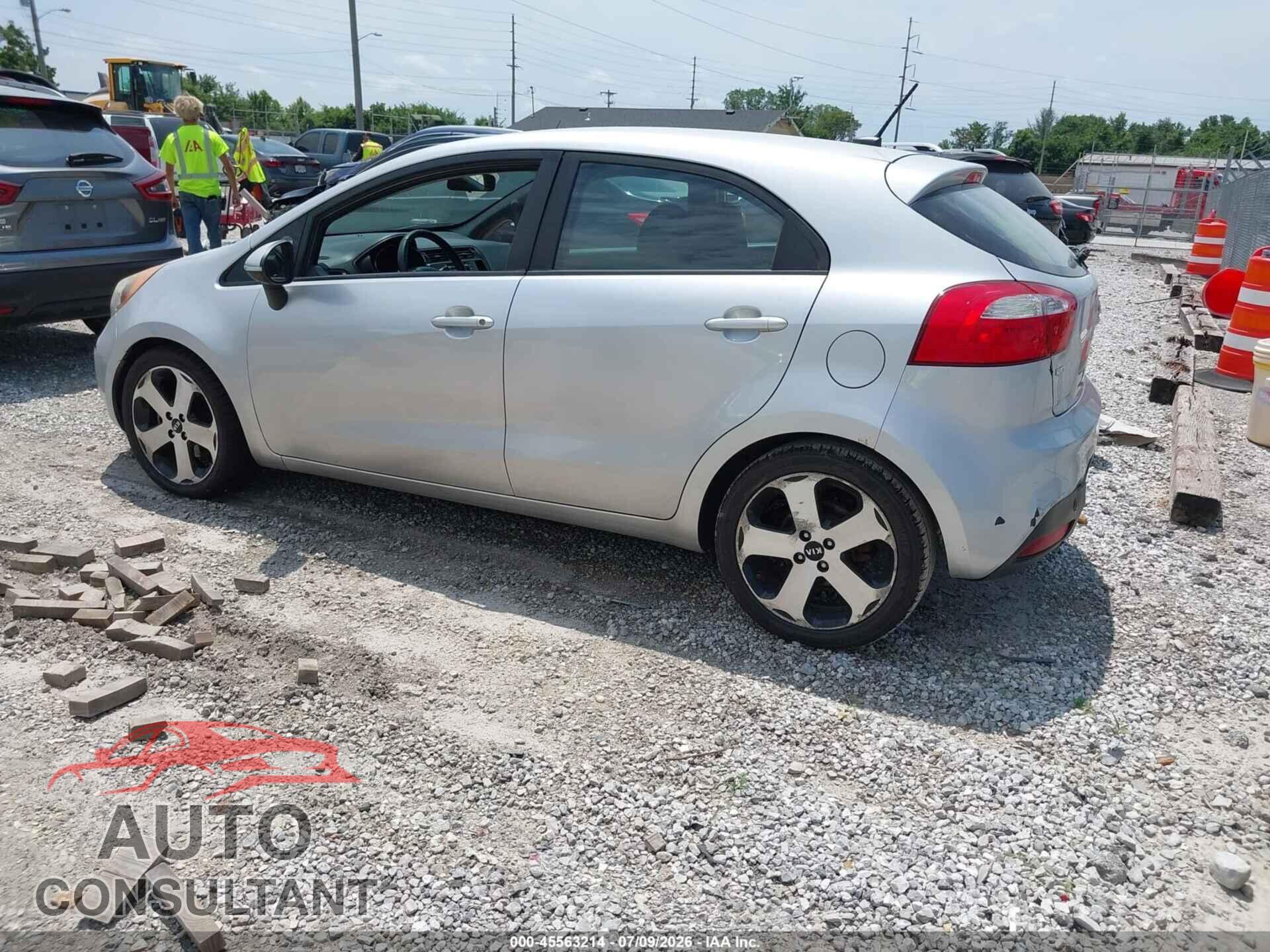 KIA RIO 2013 - KNADN5A39D6233531