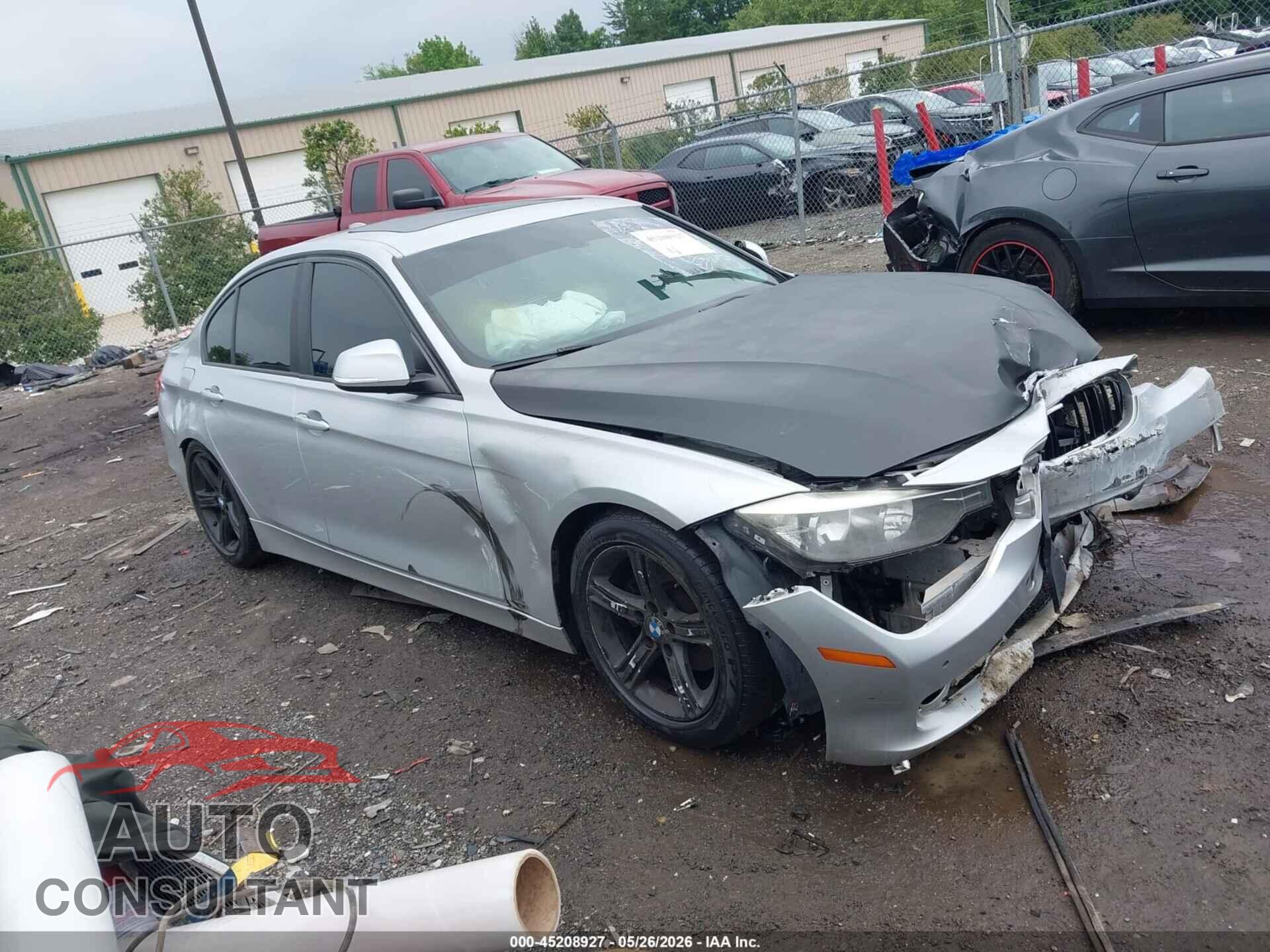 BMW 320I 2015 - WBA3C3G56FNT51429