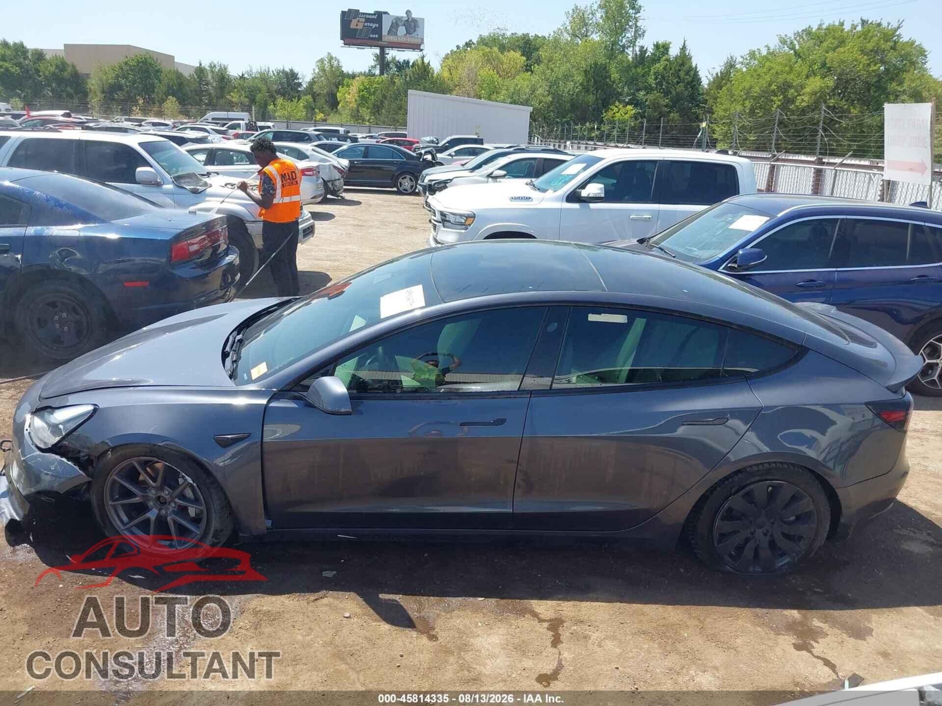 TESLA MODEL 3 2022 - 5YJ3E1EB3NF127137