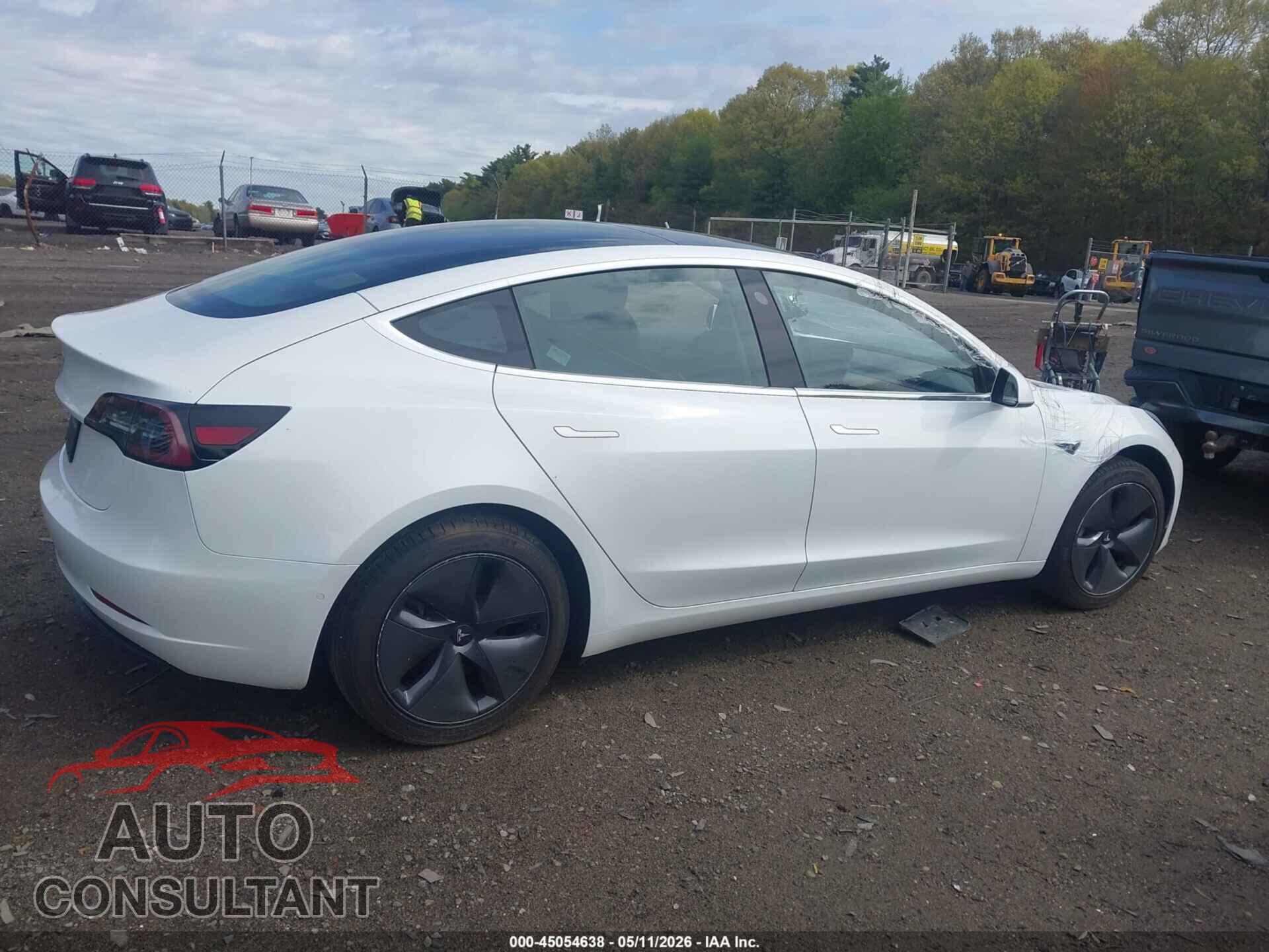 TESLA MODEL 3 2019 - 5YJ3E1EA4KF484135