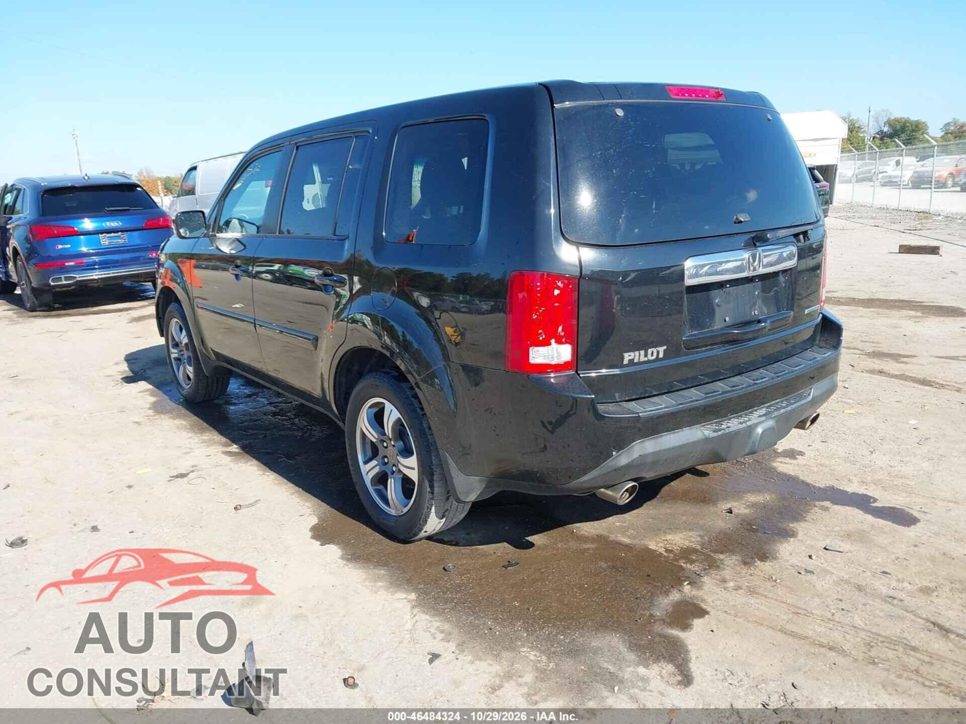 HONDA PILOT 2015 - 5FNYF3H38FB031606
