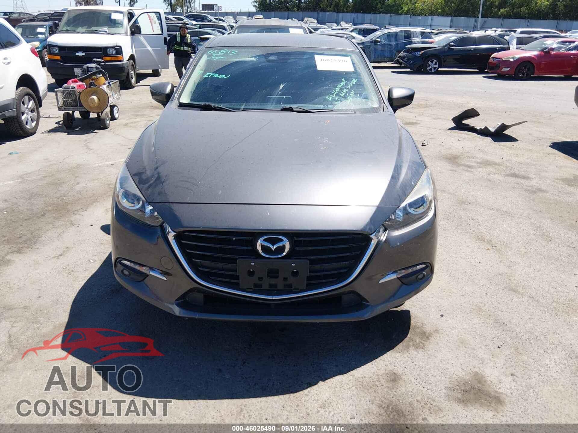MAZDA MAZDA3 2017 - JM1BN1W33H1120320