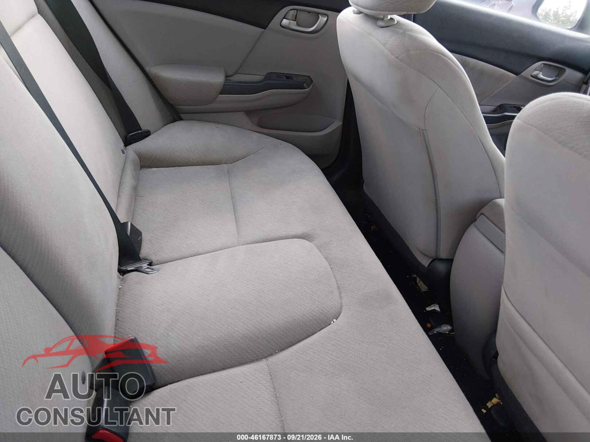 HONDA CIVIC 2013 - 19XFB2F55DE039165