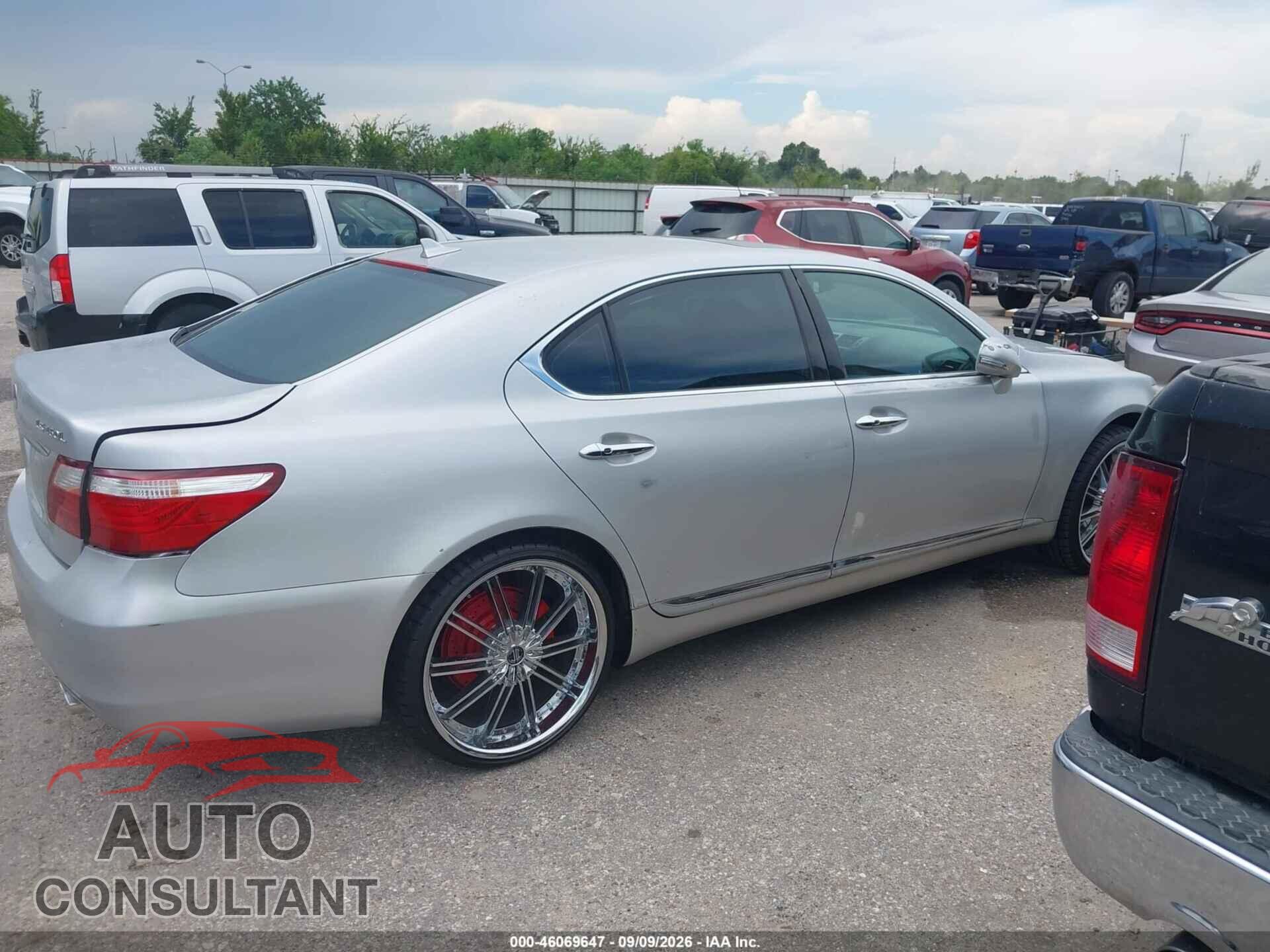 LEXUS LS 460 2010 - JTHGL5EF7A5041230