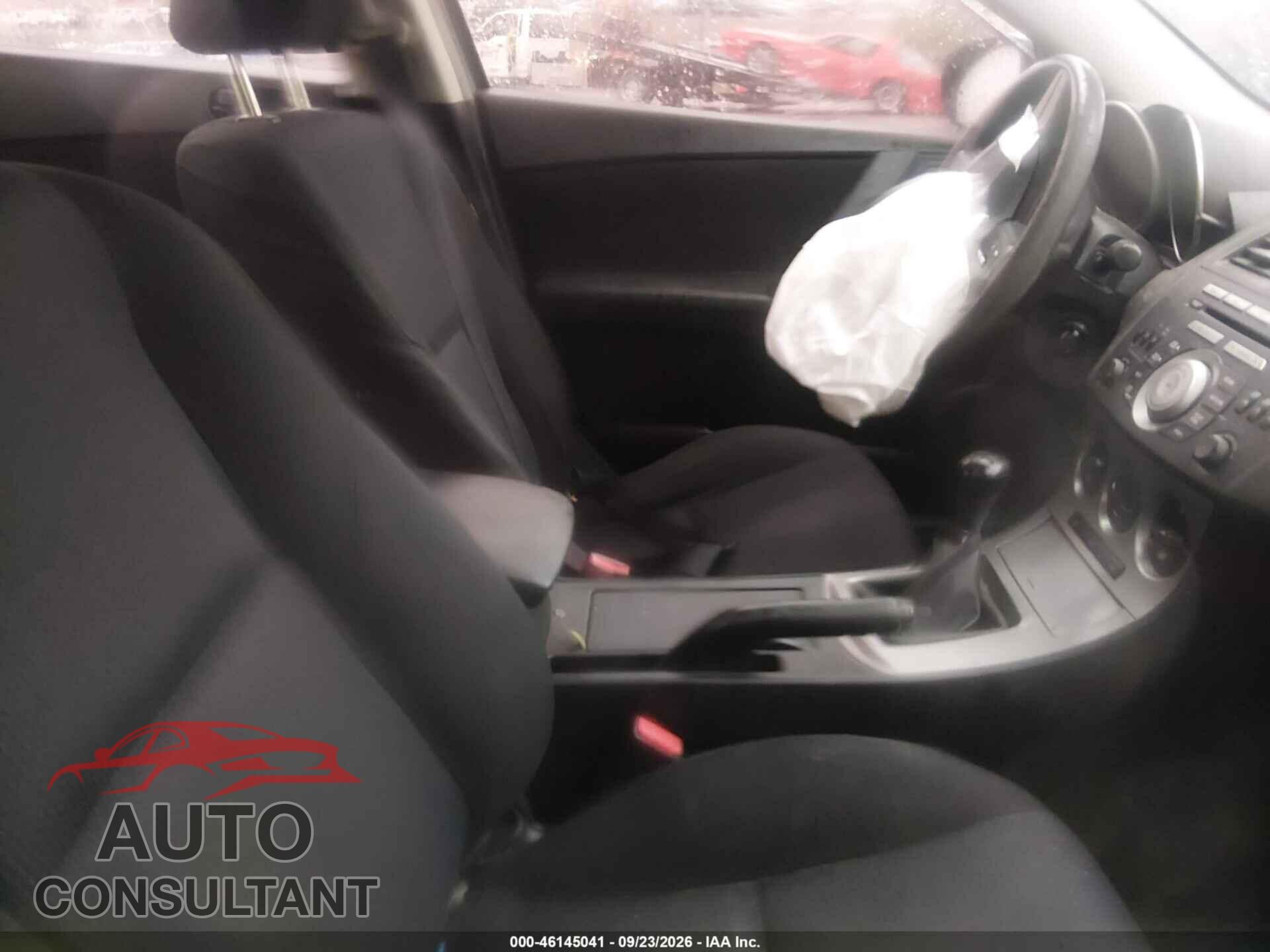 MAZDA MAZDA3 2011 - JM1BL1UF6B1367910