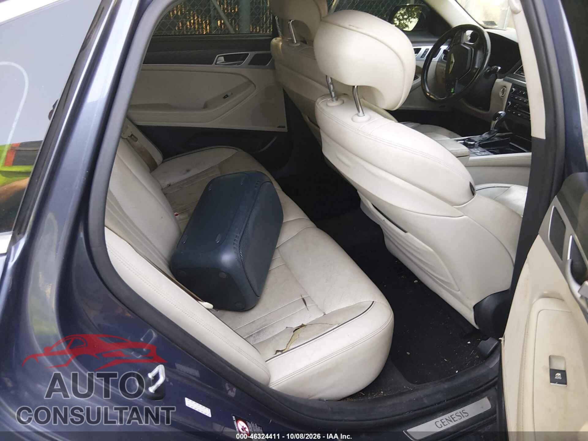 HYUNDAI GENESIS 2016 - KMHGN4JE2GU108510