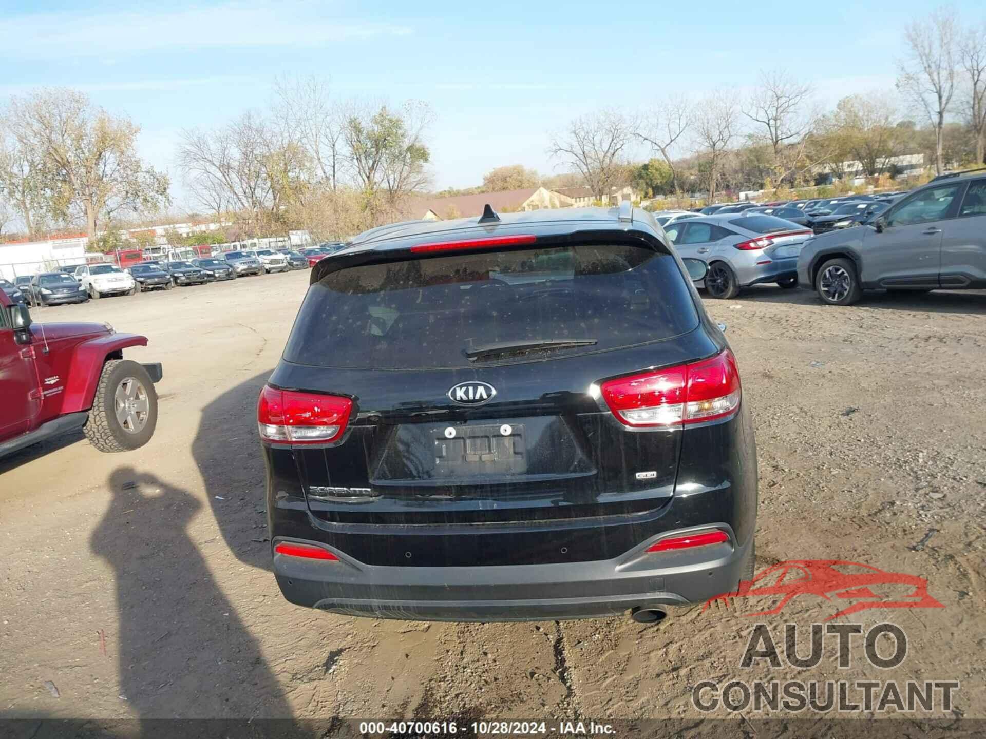 KIA SORENTO 2017 - 5XYPGDA35HG237485