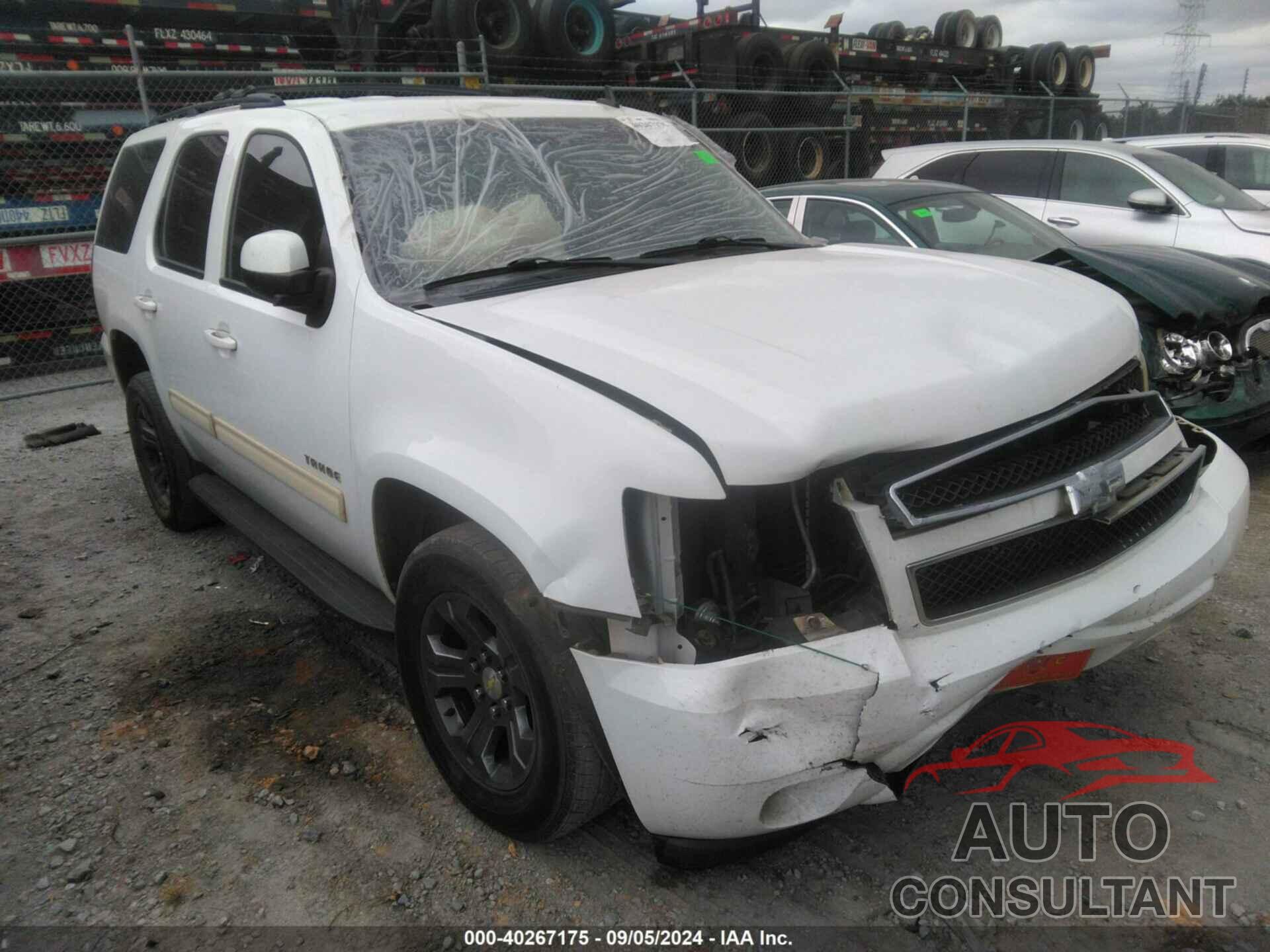 CHEVROLET TAHOE 2011 - 1GNSCAE00BR163476