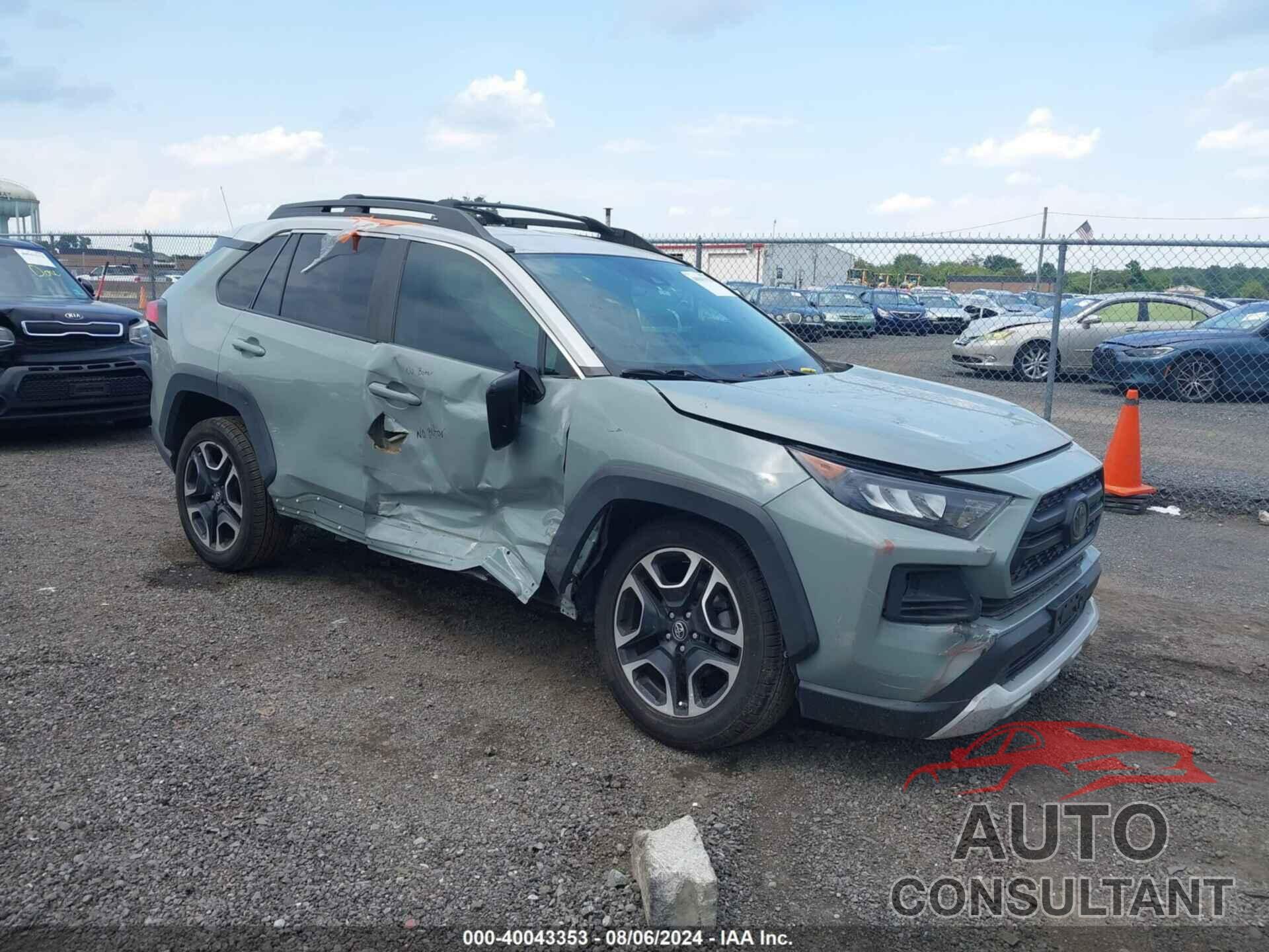 TOYOTA RAV4 2019 - 2T3J1RFV9KC009661