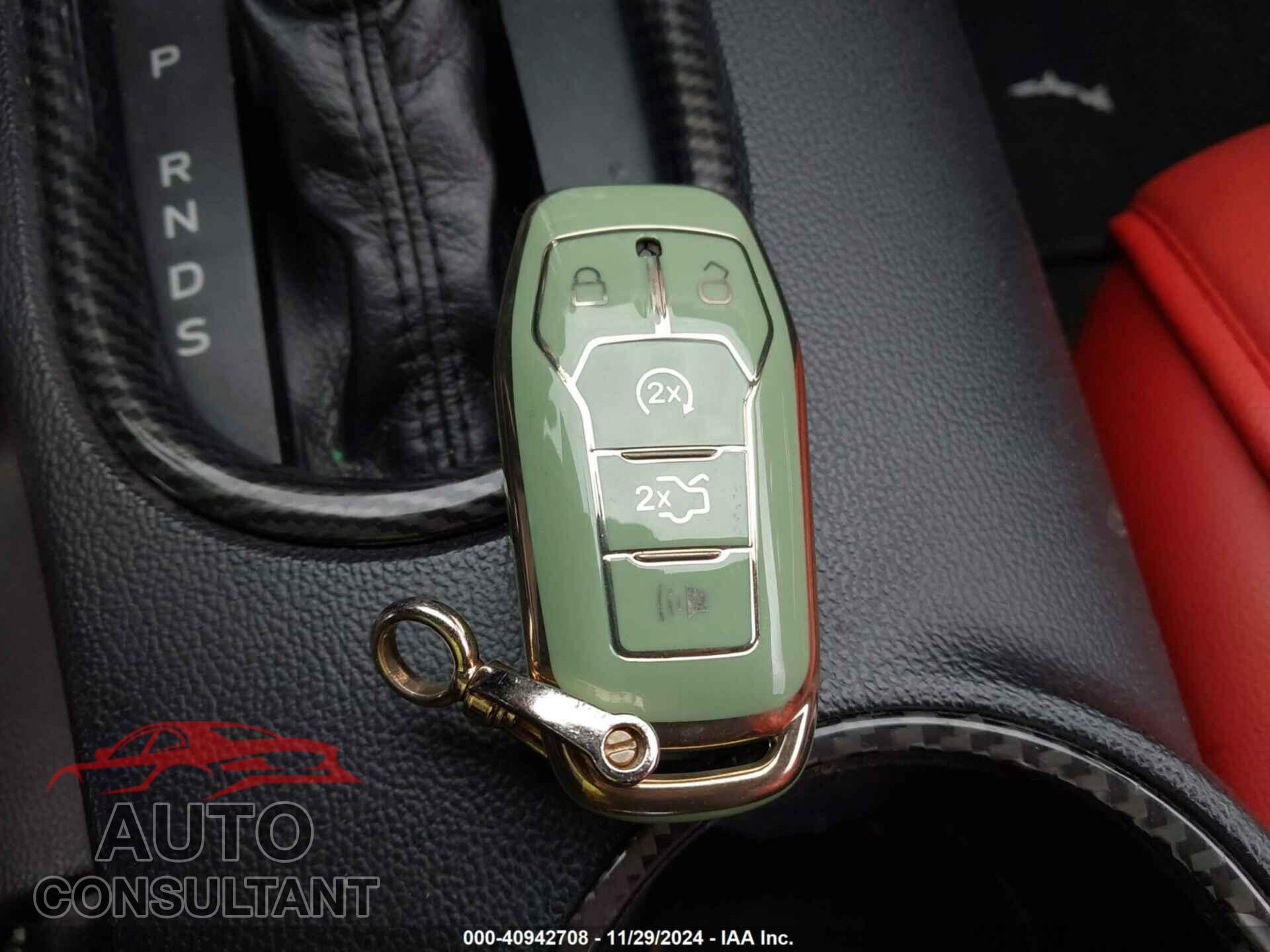 FORD MUSTANG 2015 - 1FATP8UH9F5419571