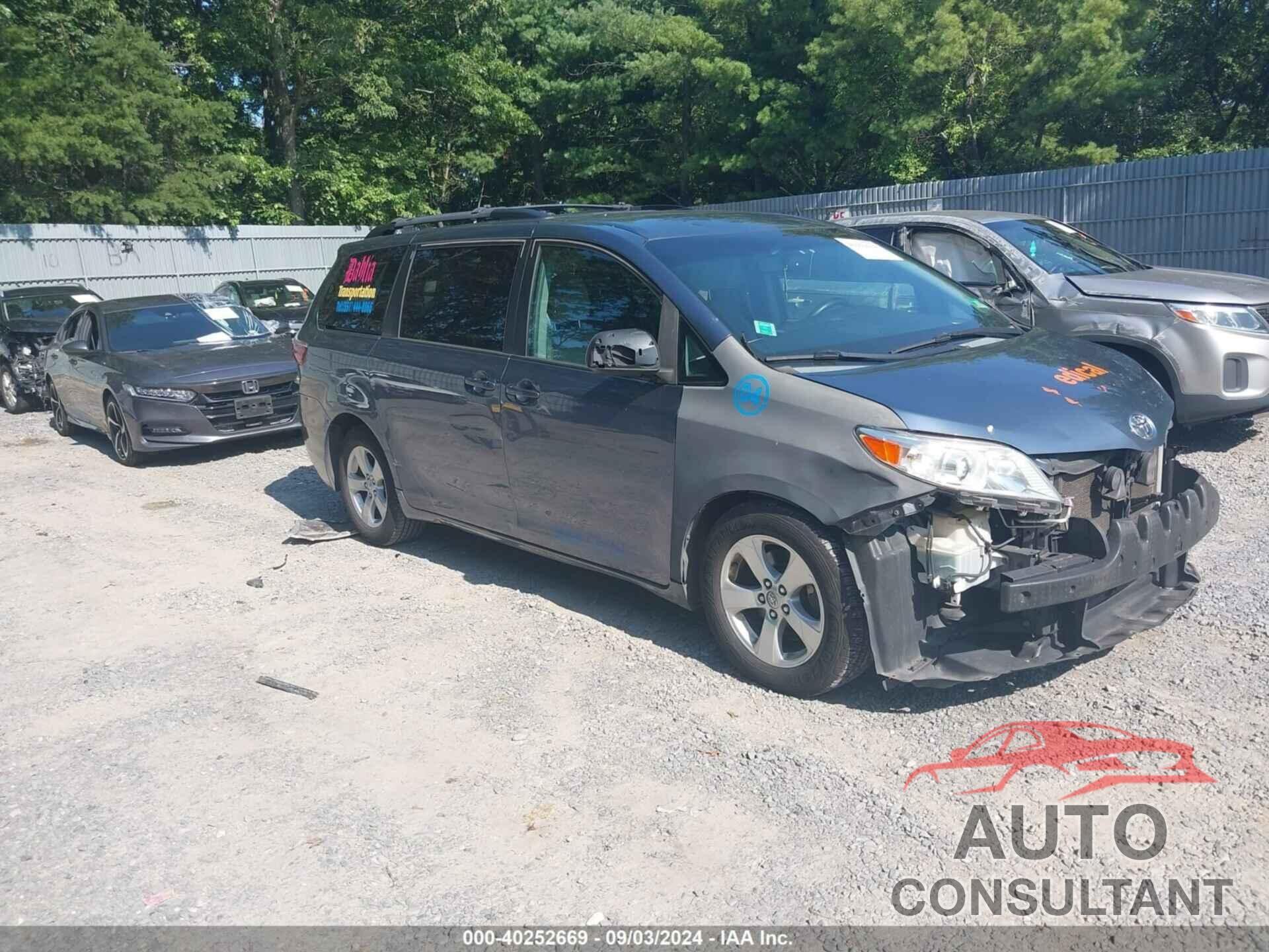 TOYOTA SIENNA 2016 - 5TDKK3DC4GS723429