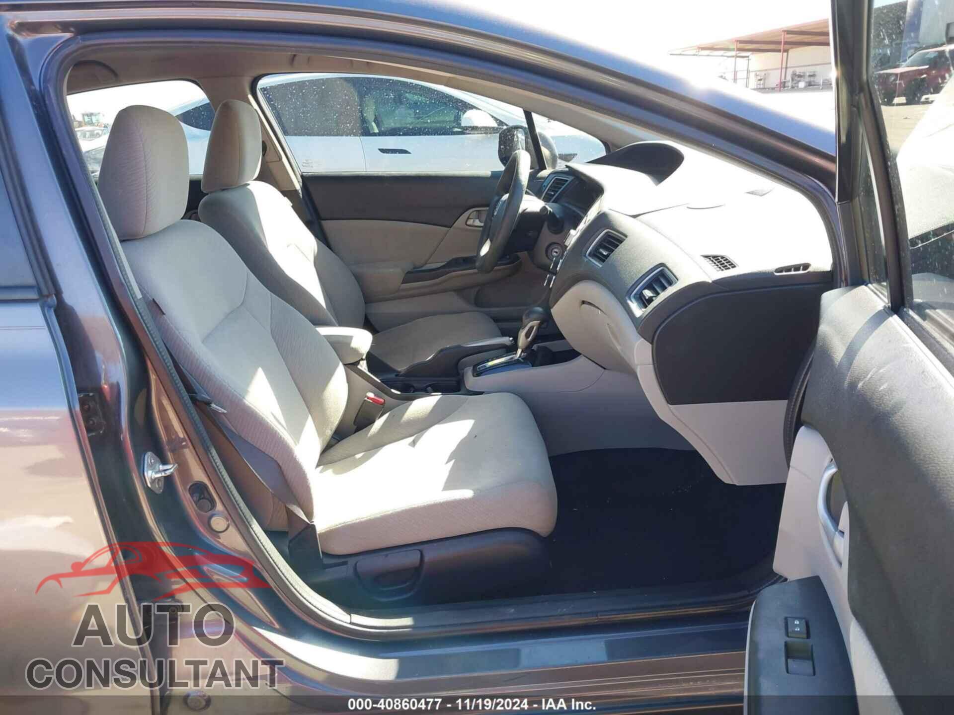 HONDA CIVIC 2013 - 2HGFB2F57DH564105