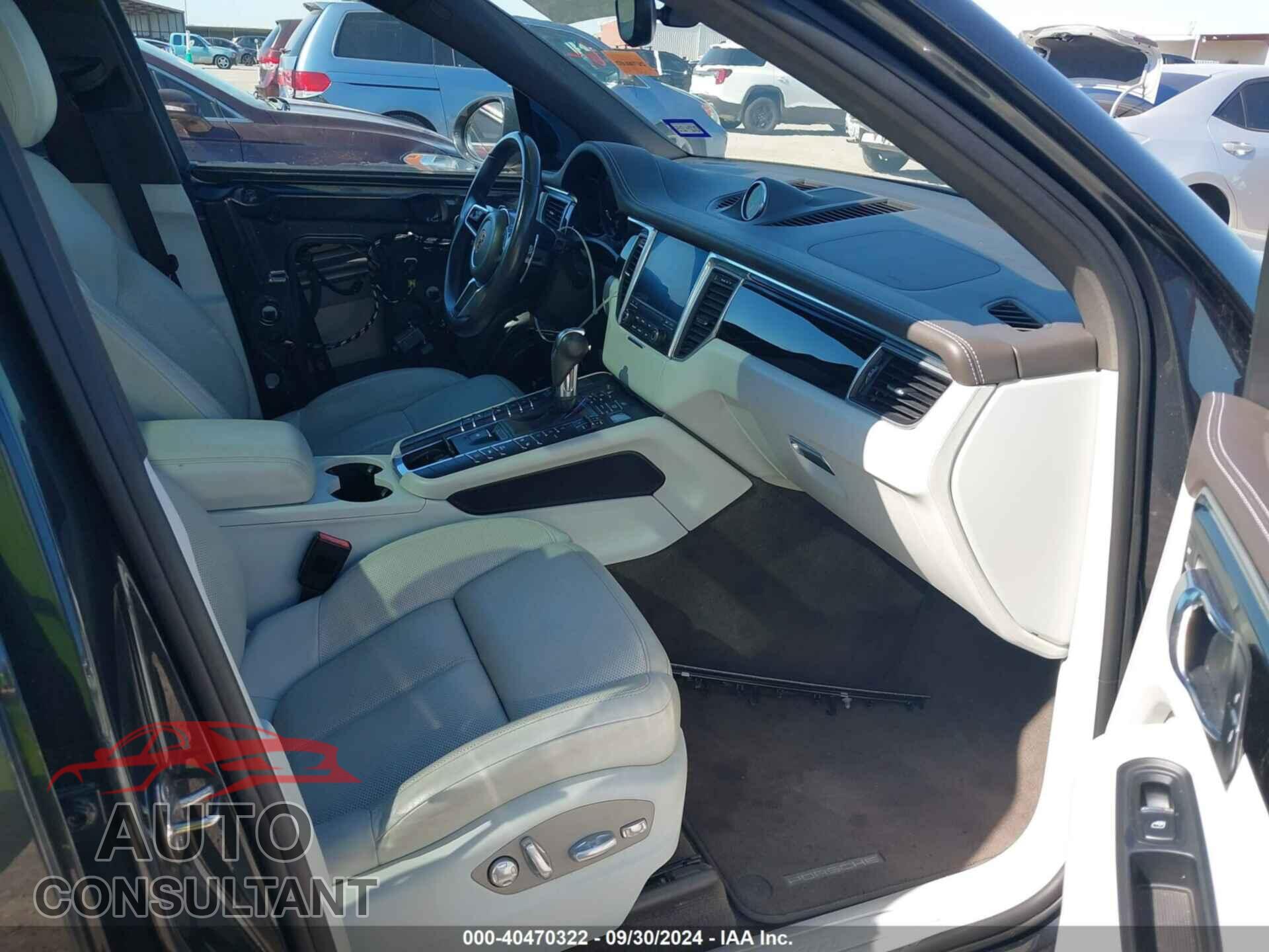 PORSCHE MACAN 2017 - WP1AA2A5XHLB06004
