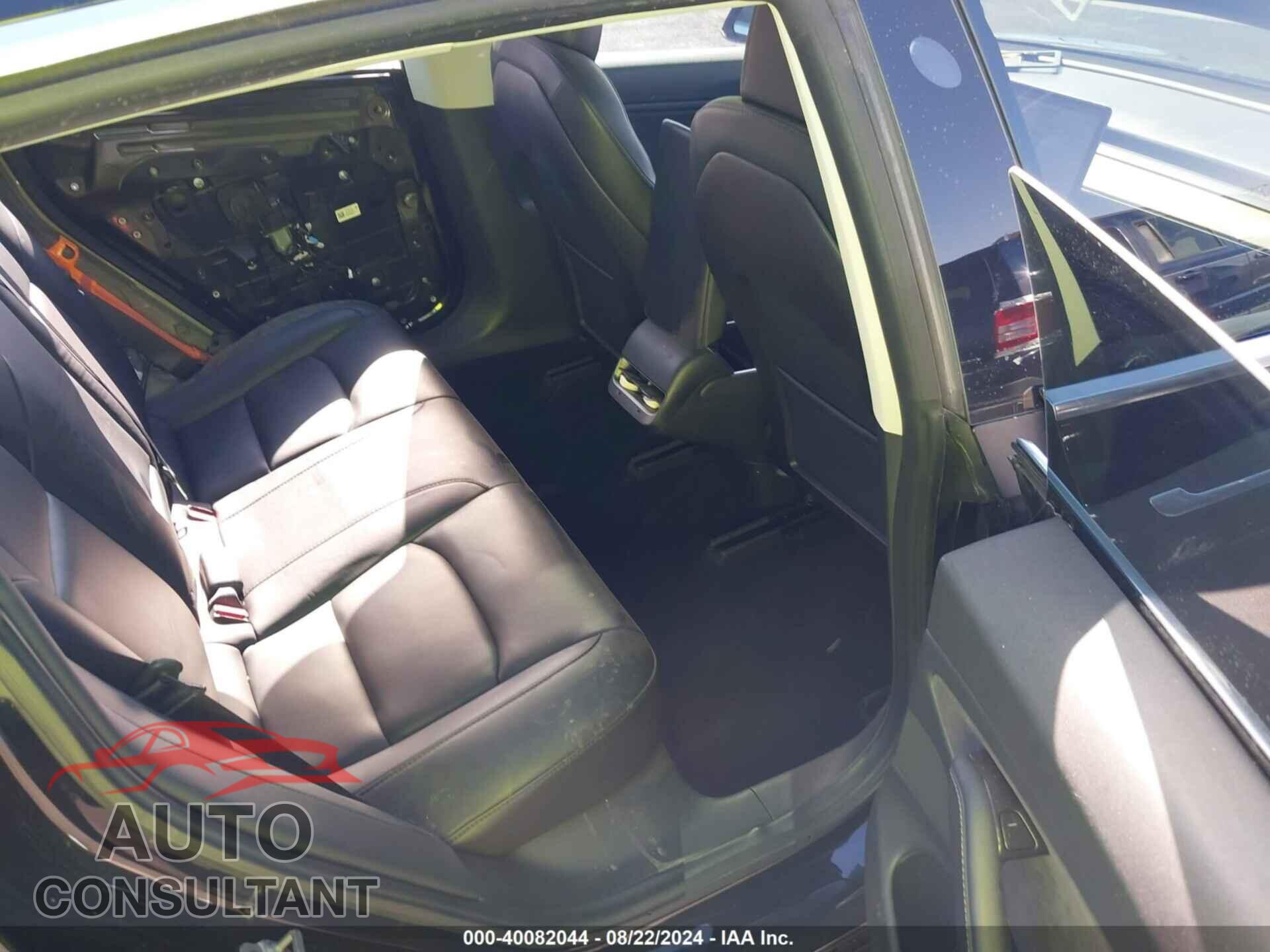 TESLA MODEL 3 2018 - 5YJ3E1EA1JF156847
