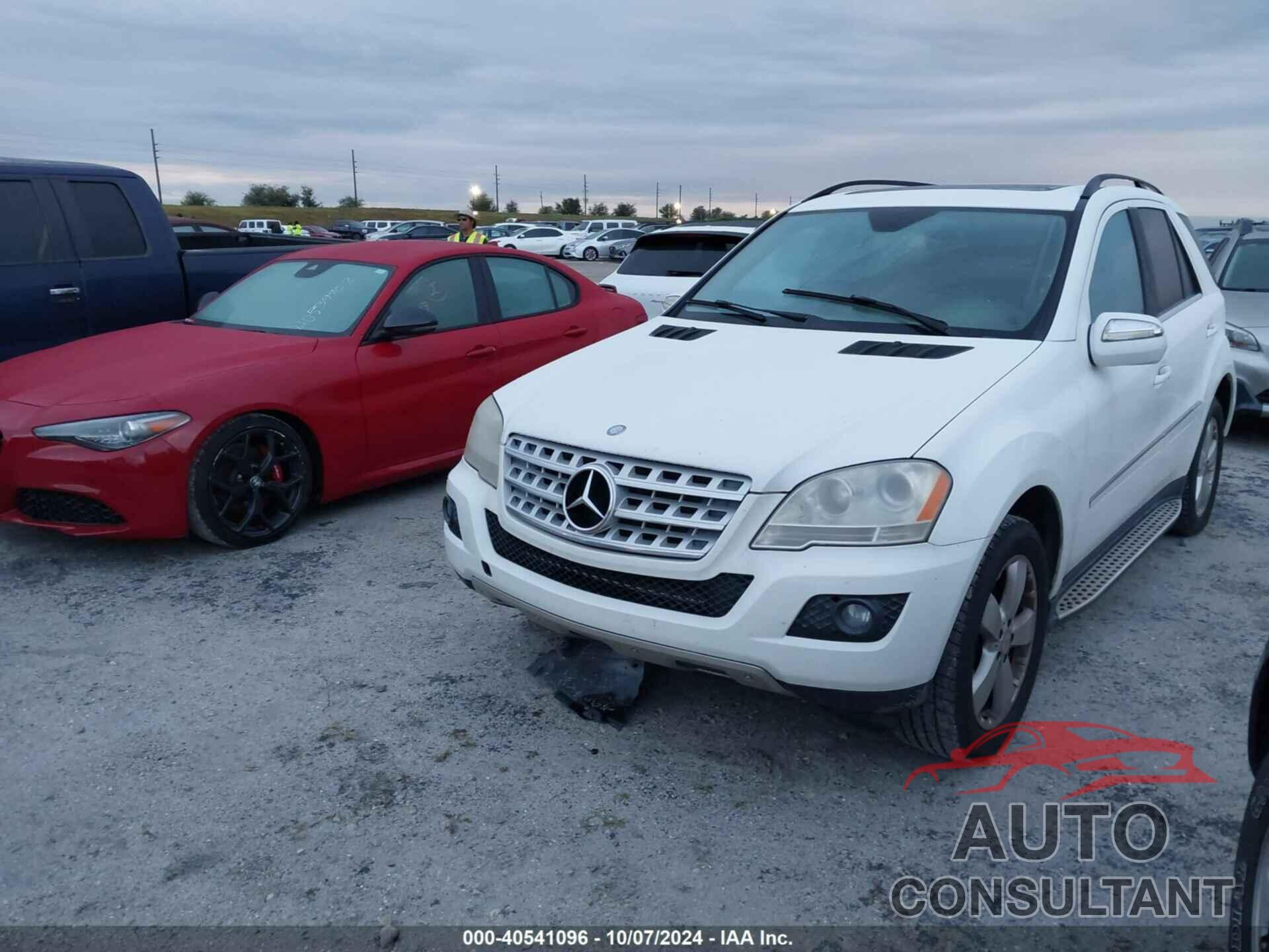 MERCEDES-BENZ ML 350 2010 - 4JGBB5GB0AA538843