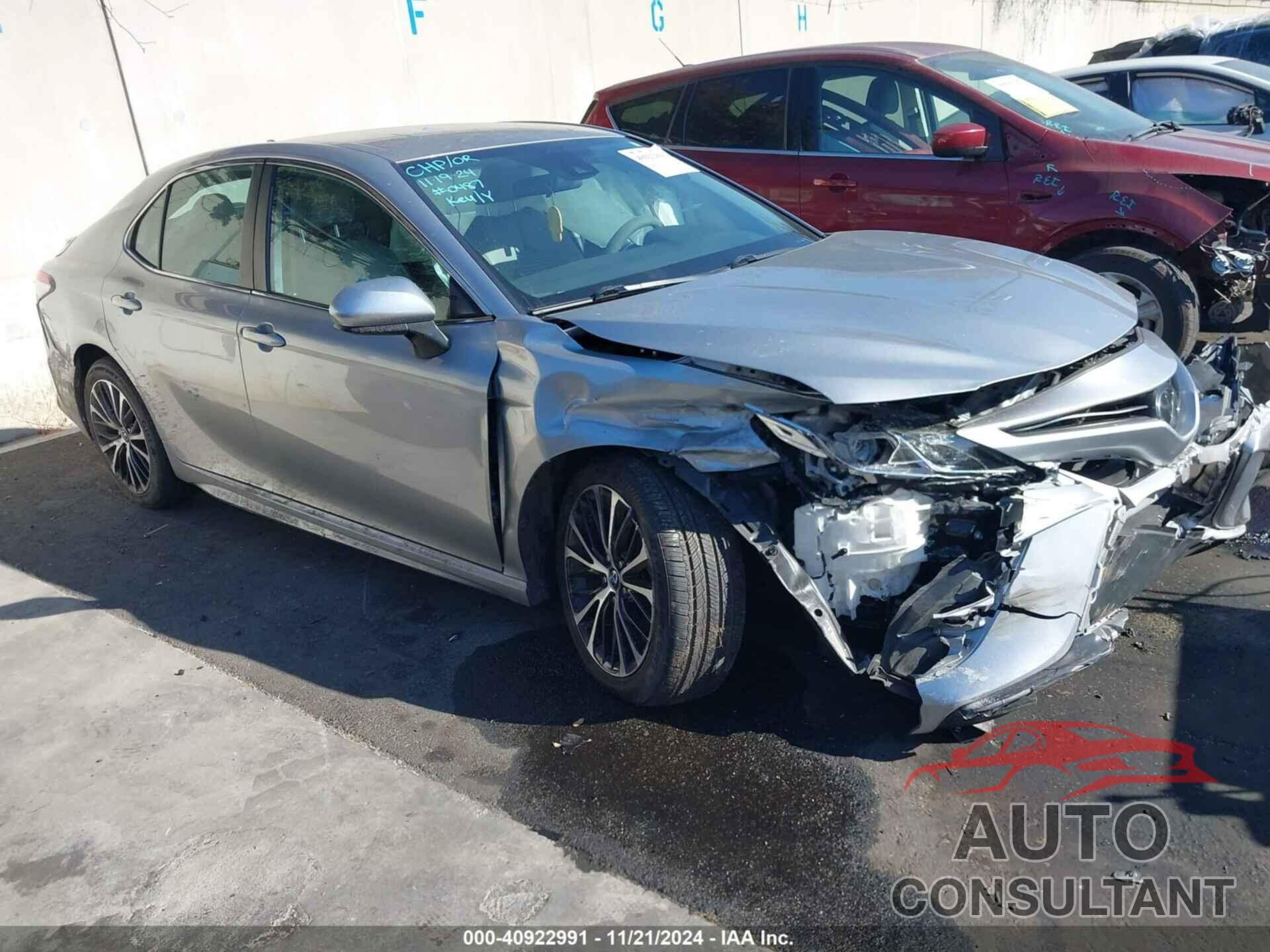 TOYOTA CAMRY 2019 - 4T1B11HKXKU840487