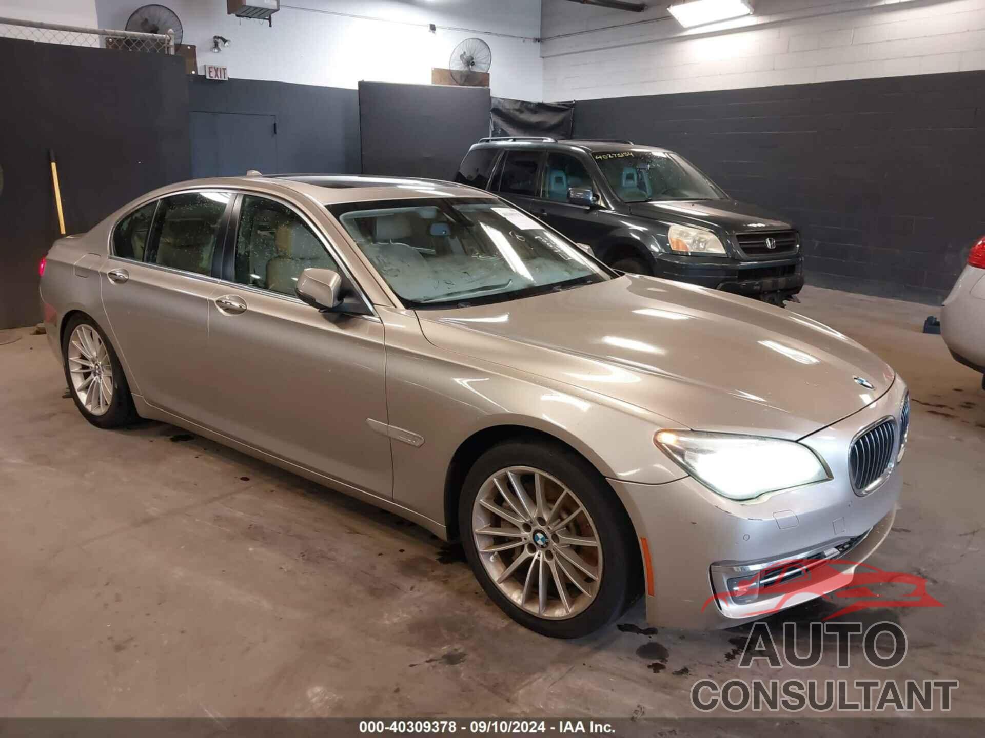 BMW 750I 2015 - WBAYA8C56FGK19757