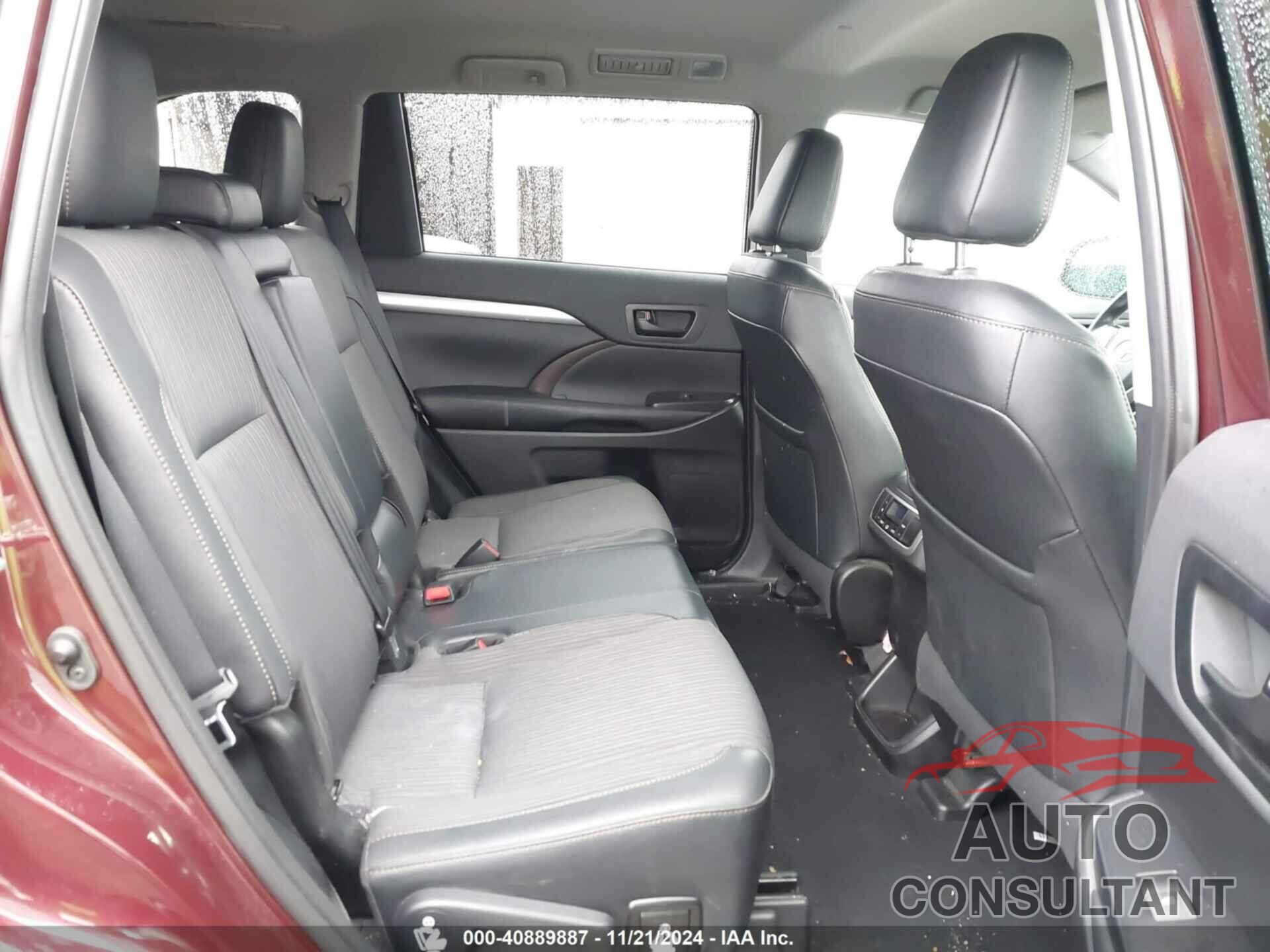 TOYOTA HIGHLANDER 2019 - 5TDBZRFH7KS724686