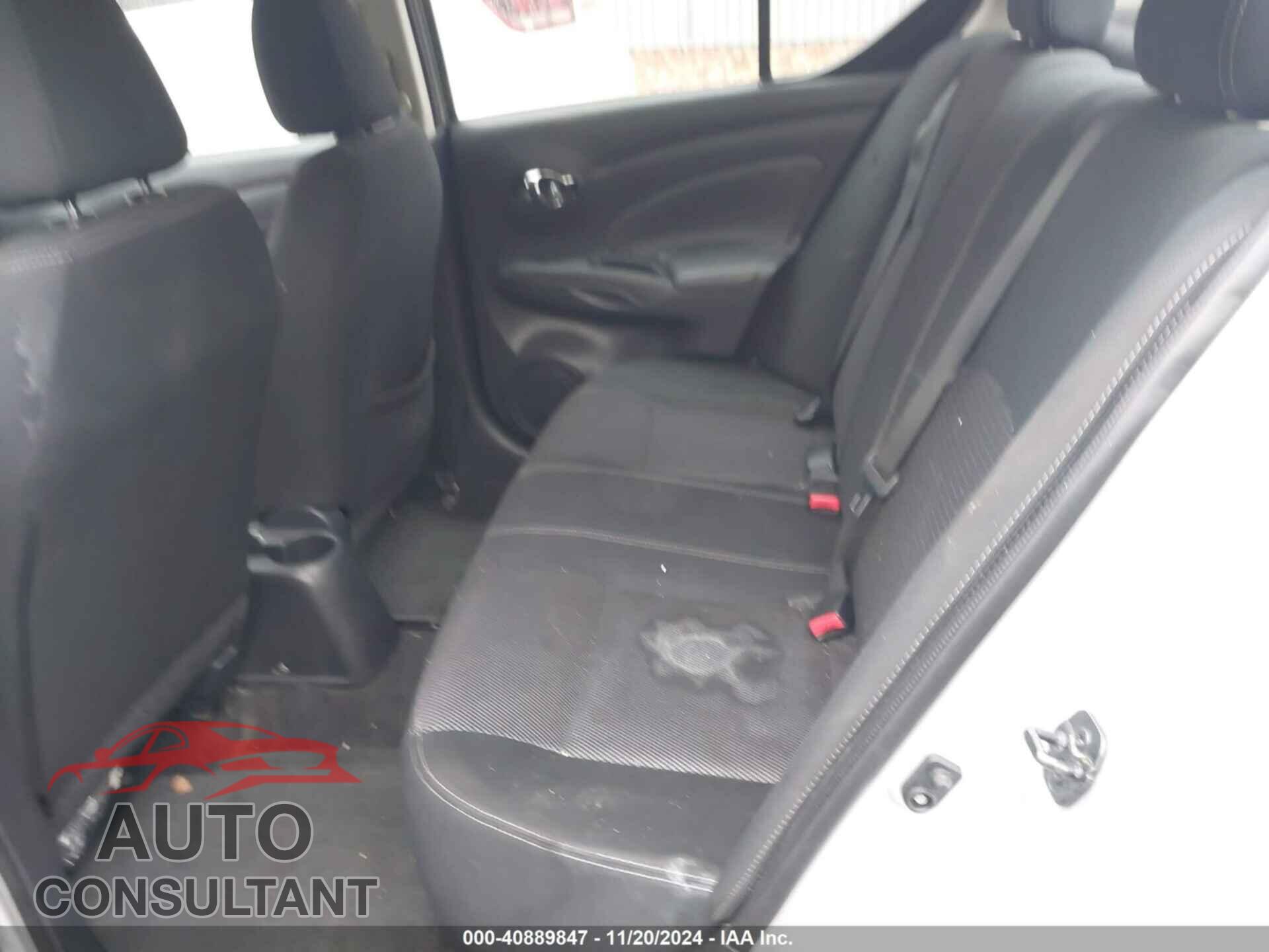 NISSAN VERSA 2019 - 3N1CN7AP3KL855237
