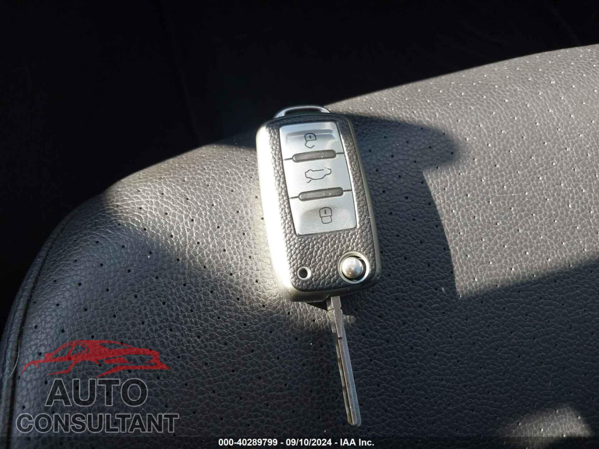 VOLKSWAGEN JETTA 2017 - 3VWDB7AJ5HM305320