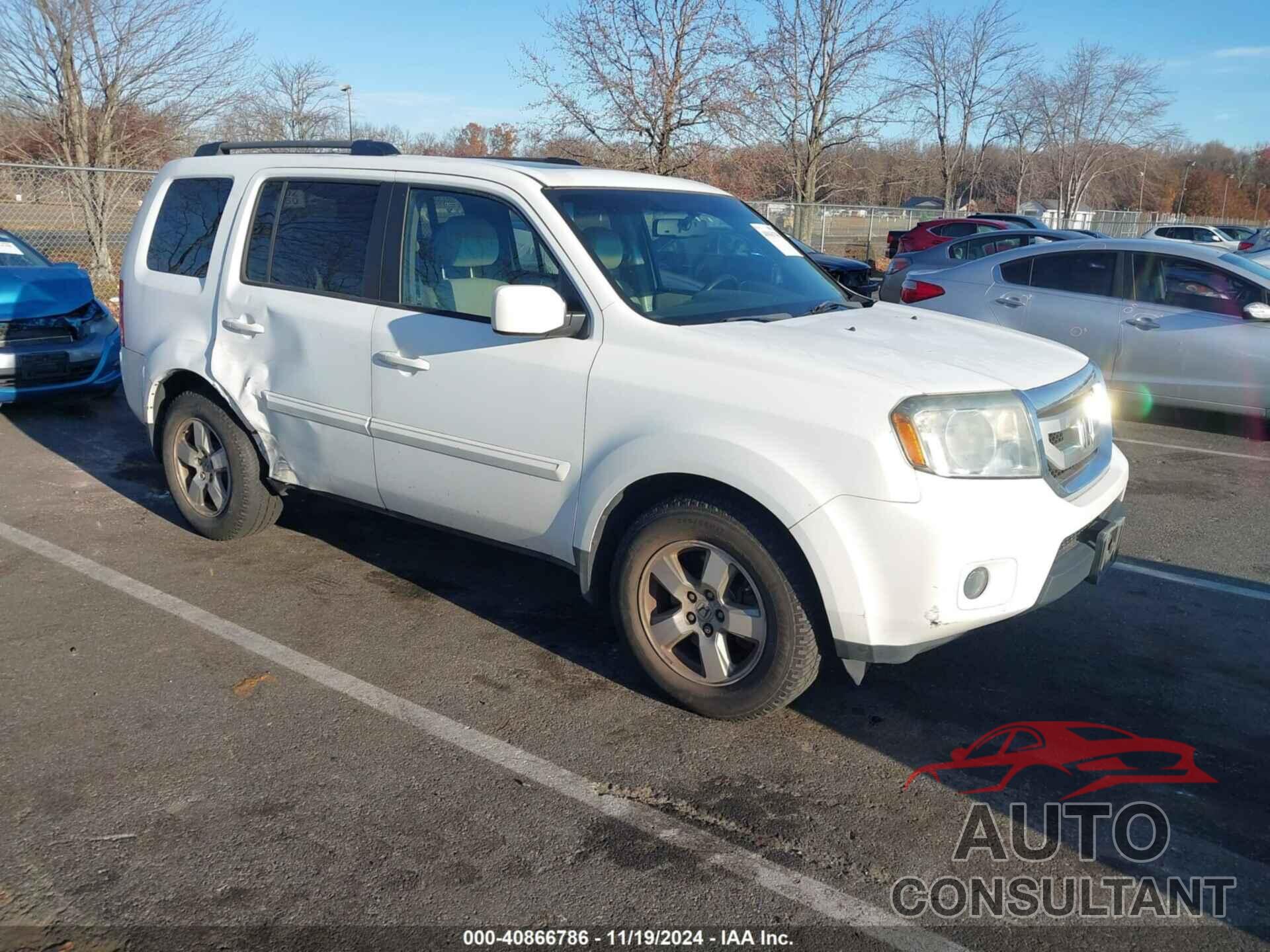 HONDA PILOT 2011 - 5FNYF4H55BB025697