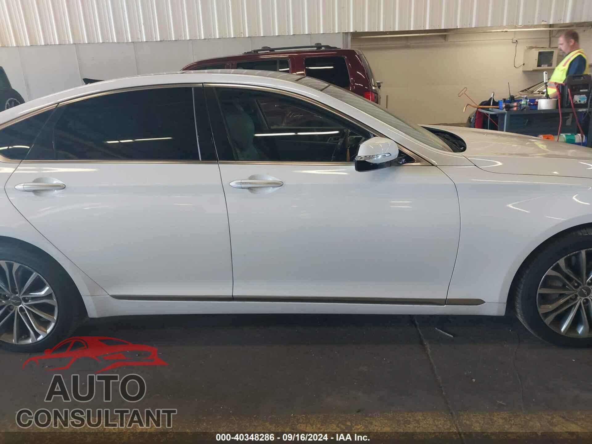 HYUNDAI GENESIS 2015 - KMHGN4JE5FU022980