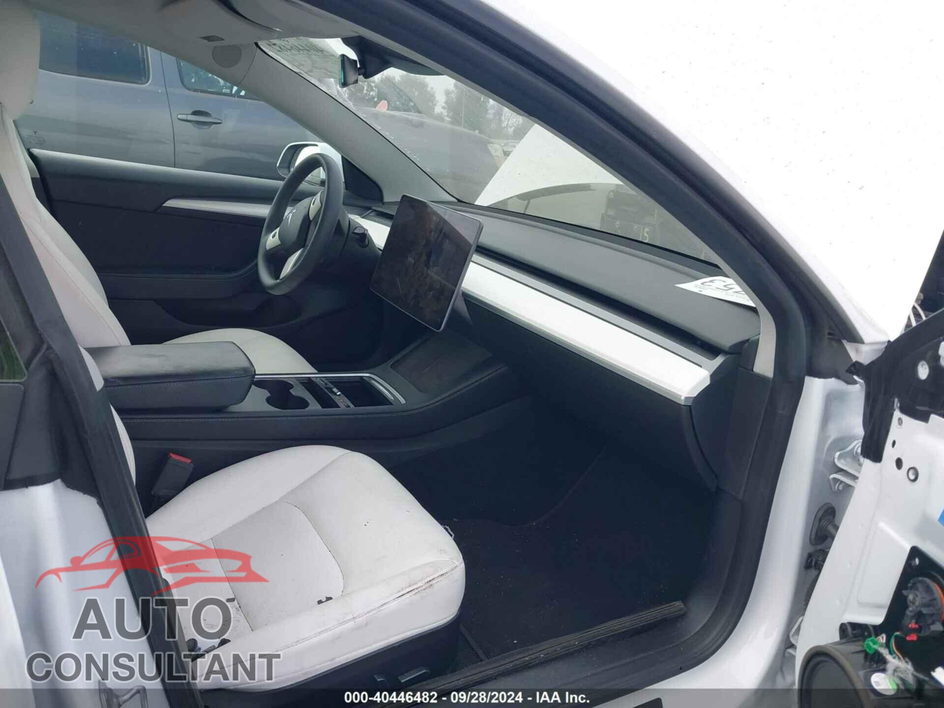 TESLA MODEL 3 2022 - 5YJ3E1EB2NF196014