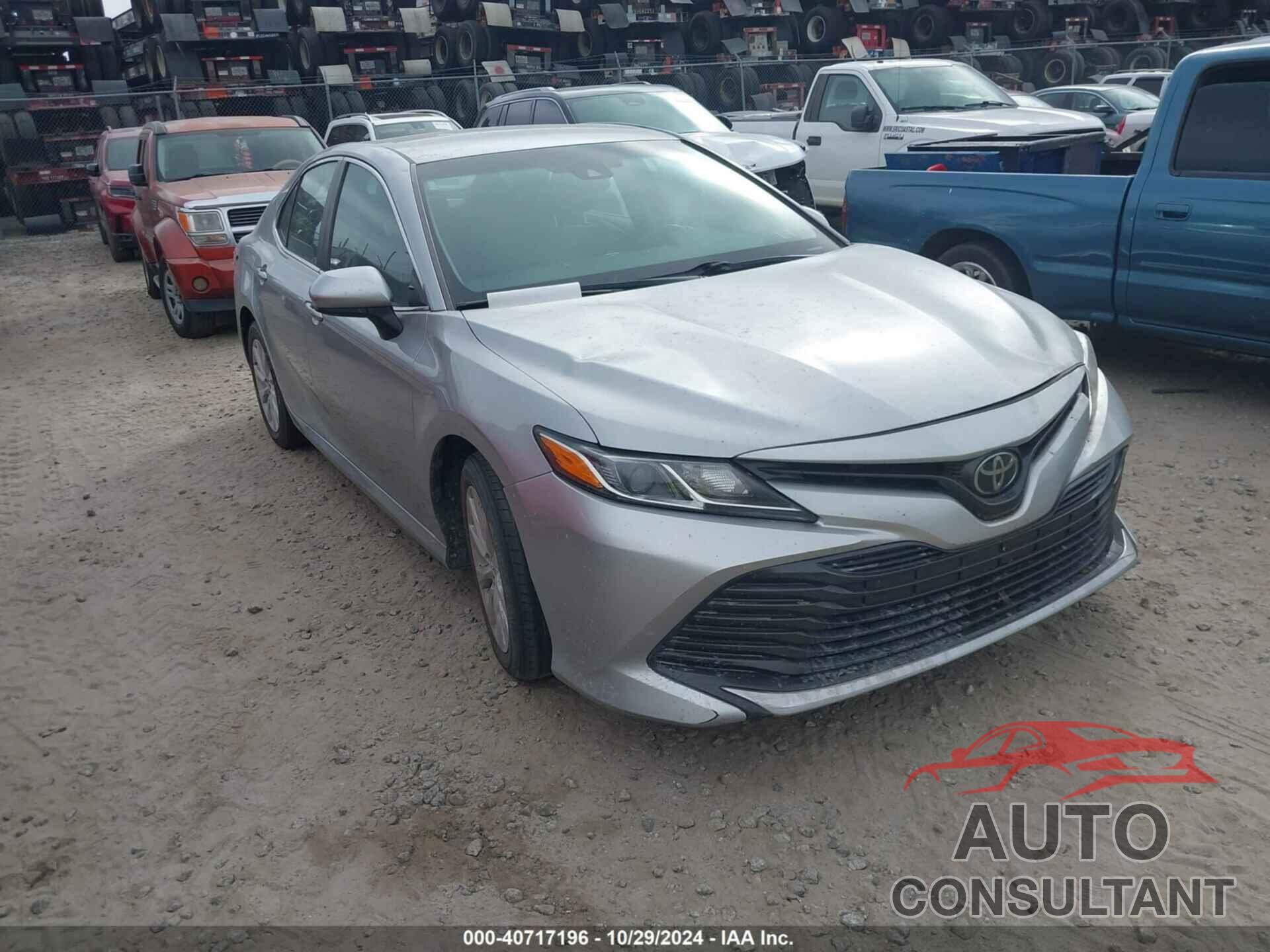 TOYOTA CAMRY 2018 - 4T1B11HK3JU611910