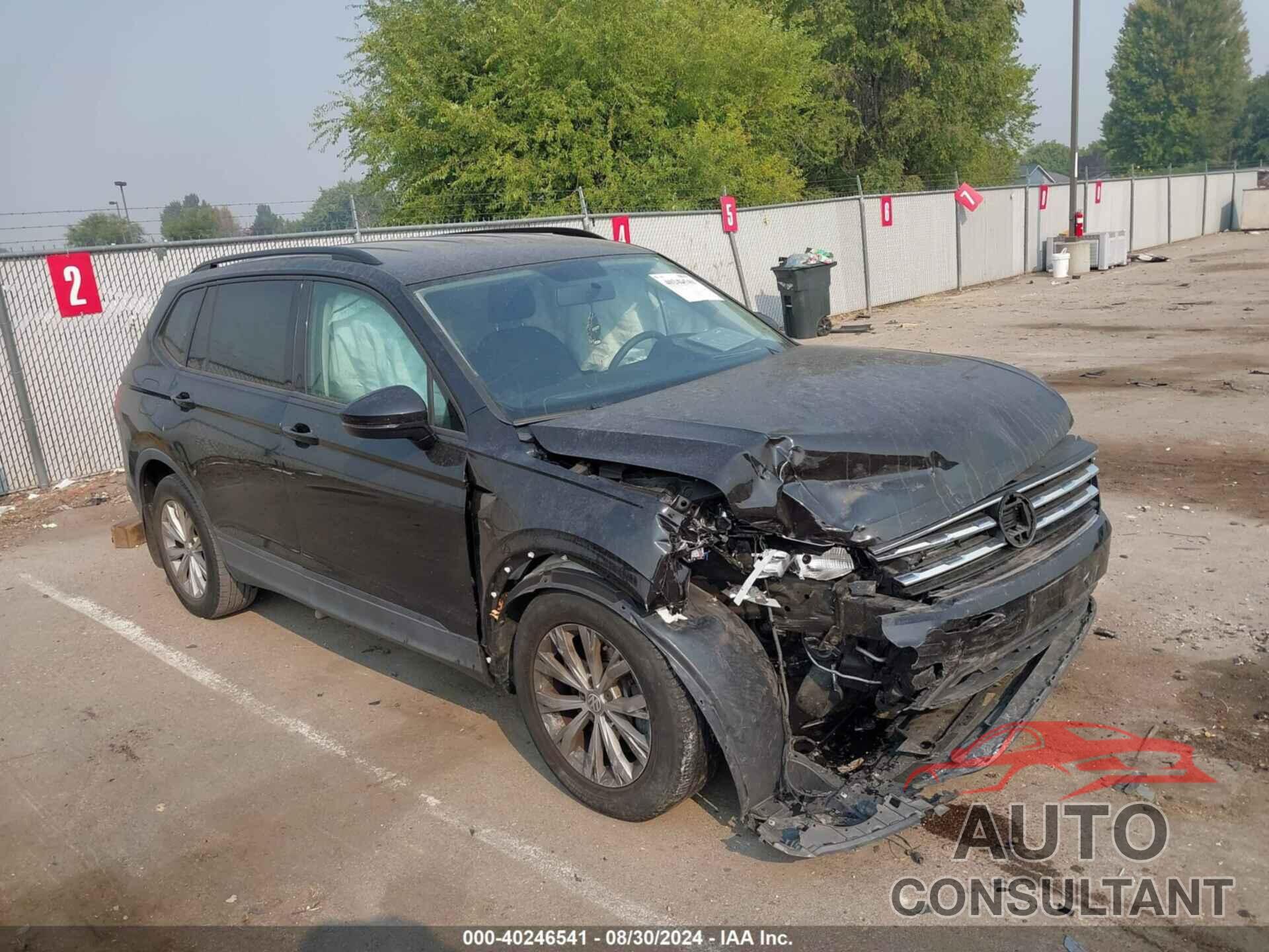 VOLKSWAGEN TIGUAN 2018 - 3VV1B7AX9JM050107