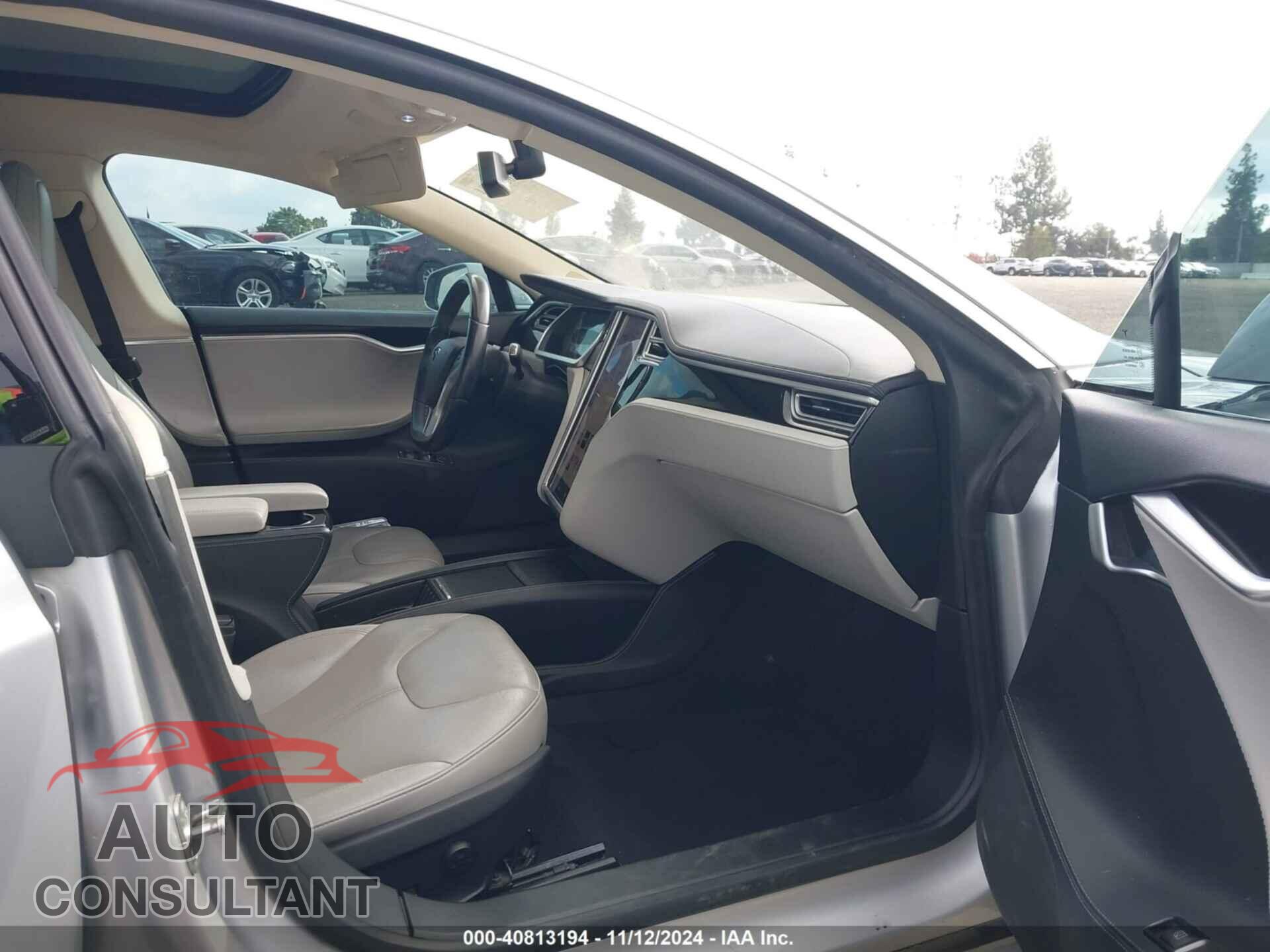TESLA MODEL S 2013 - 5YJSA1CN9DFP28152