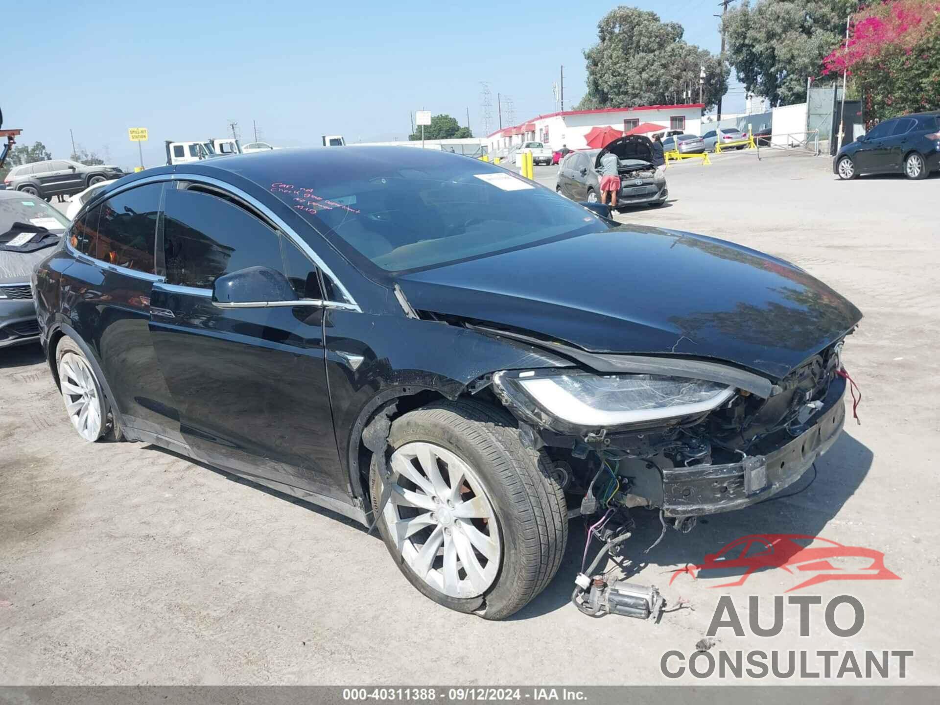 TESLA MODEL X 2018 - 5YJXCDE25JF123500