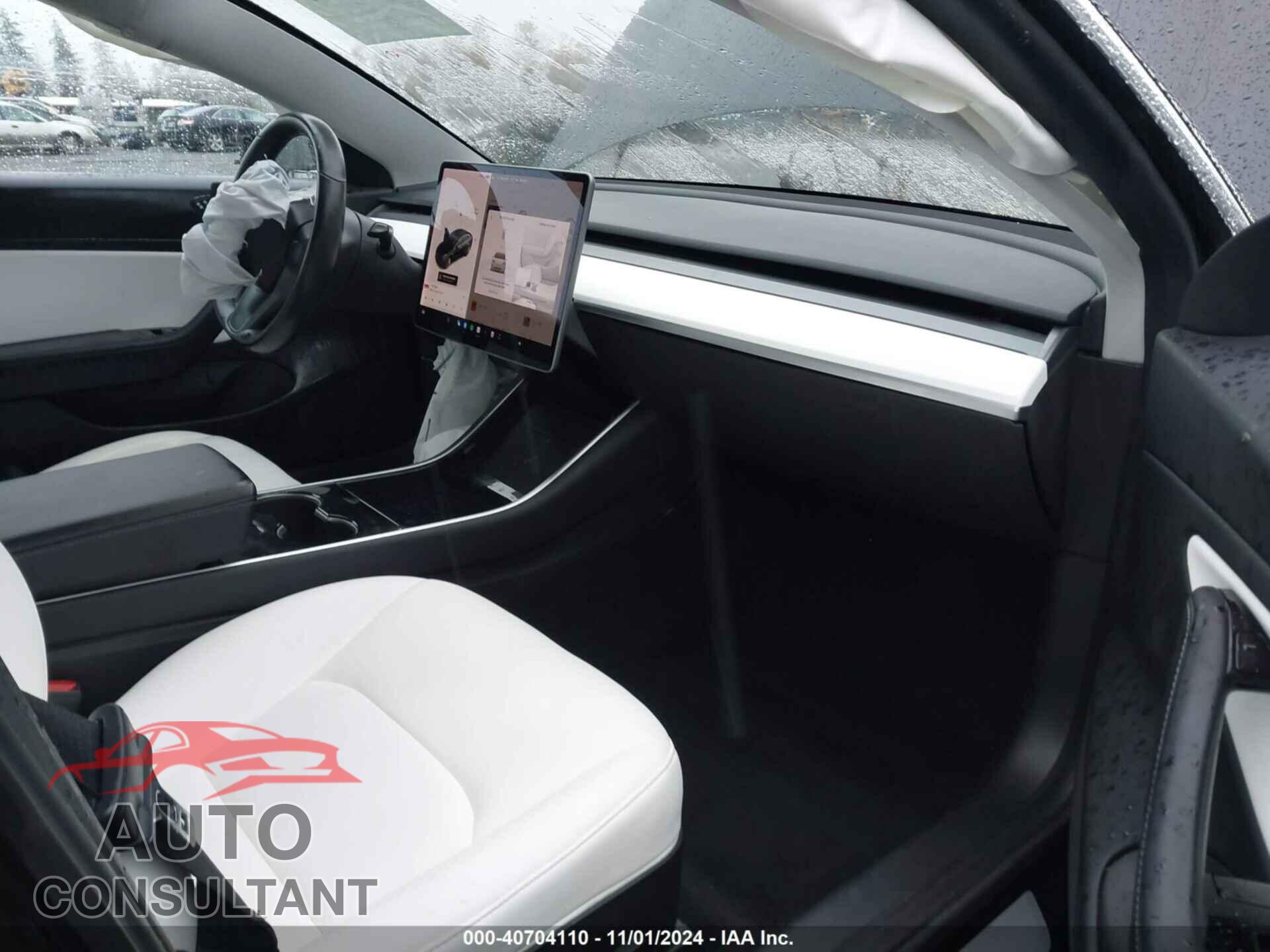 TESLA MODEL 3 2019 - 5YJ3E1EBXKF192448