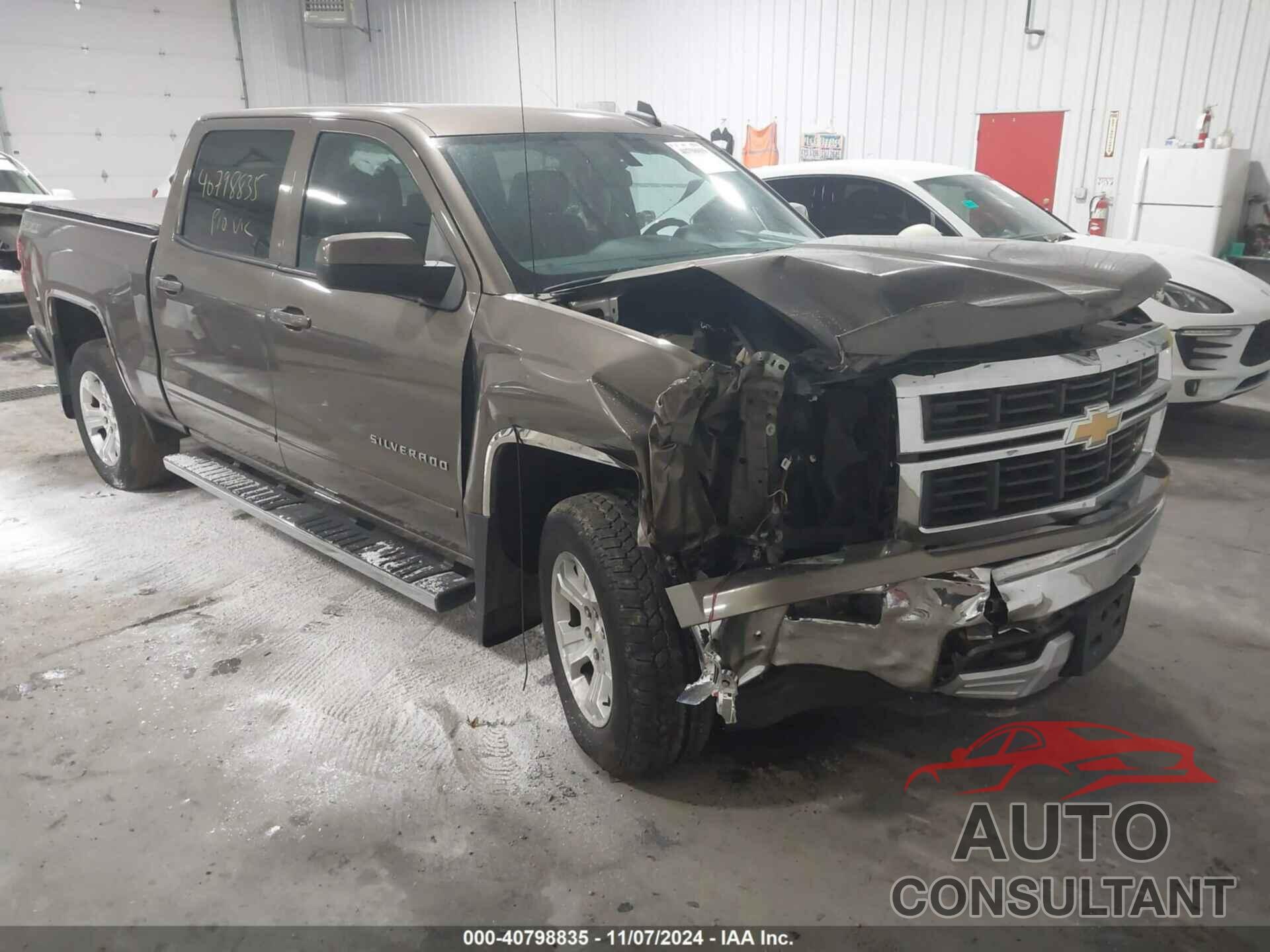 CHEVROLET SILVERADO 1500 2015 - 3GCUKREC8FG491148