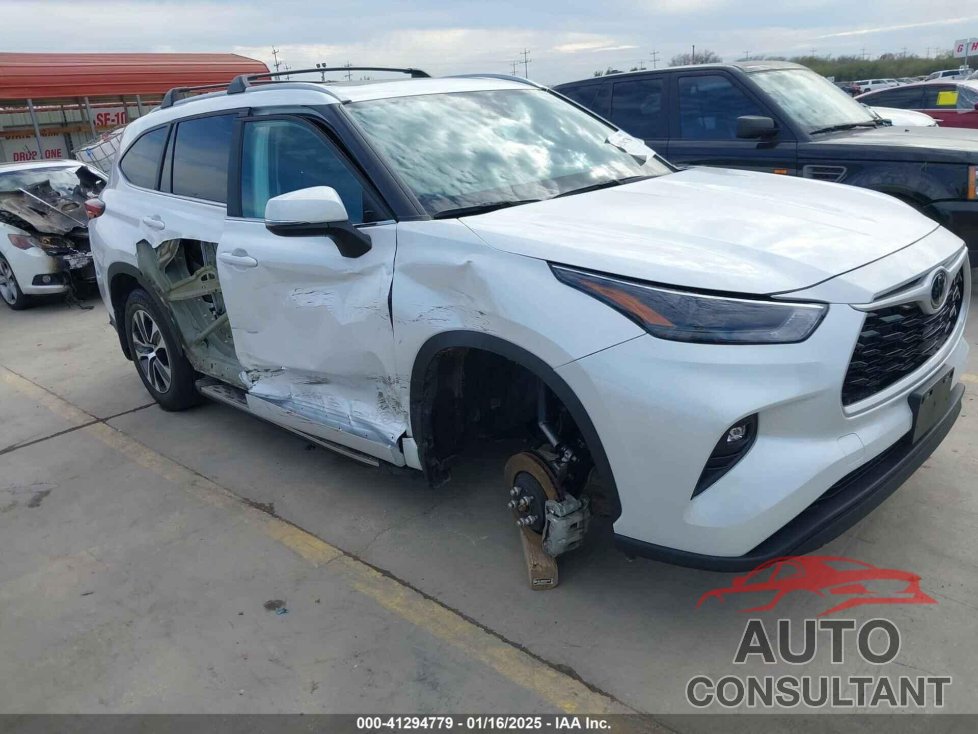 TOYOTA HIGHLANDER 2023 - 5TDKDRAH1PS522178