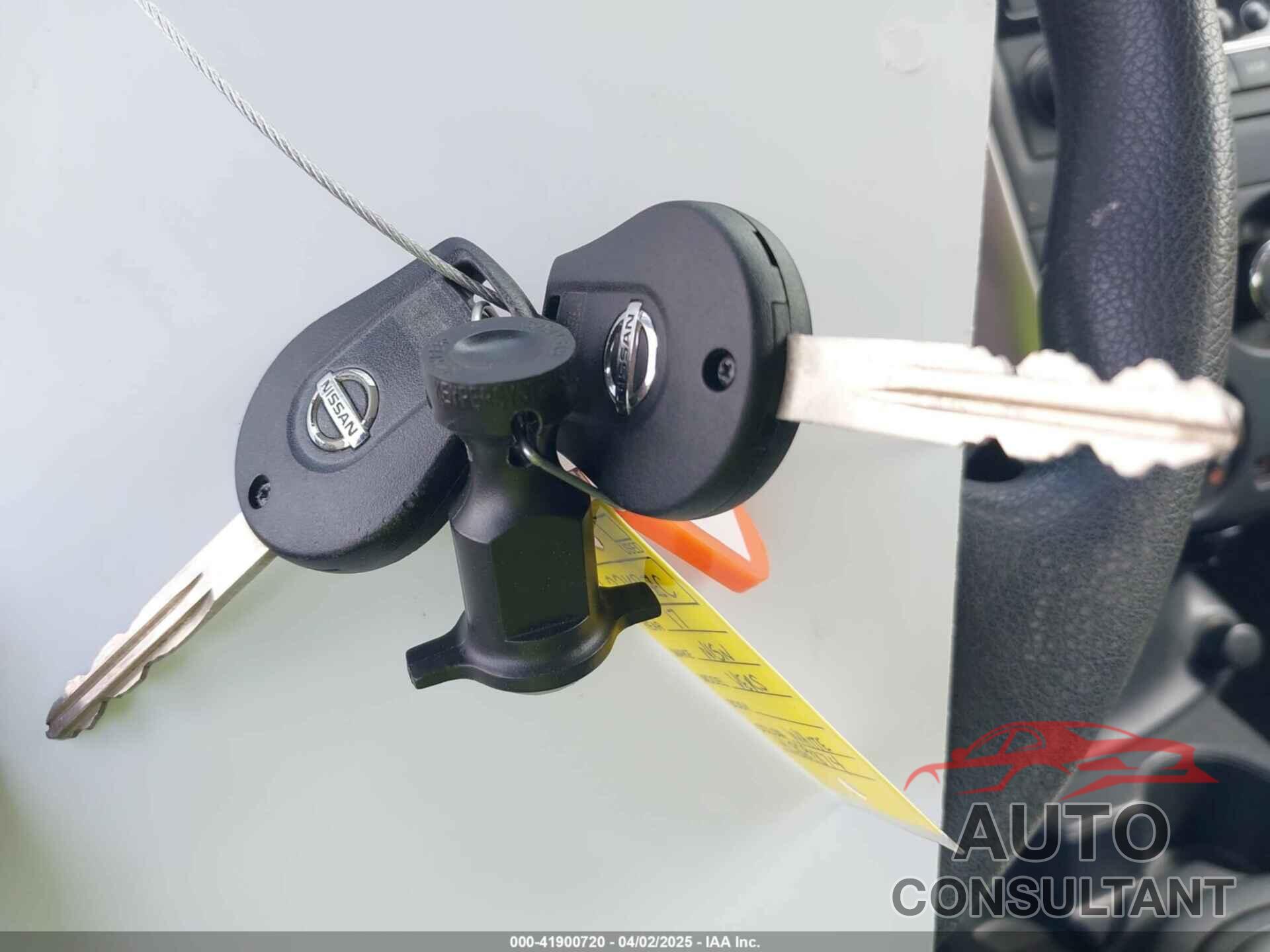 NISSAN VERSA 2017 - 3N1CN7AP3HL869874
