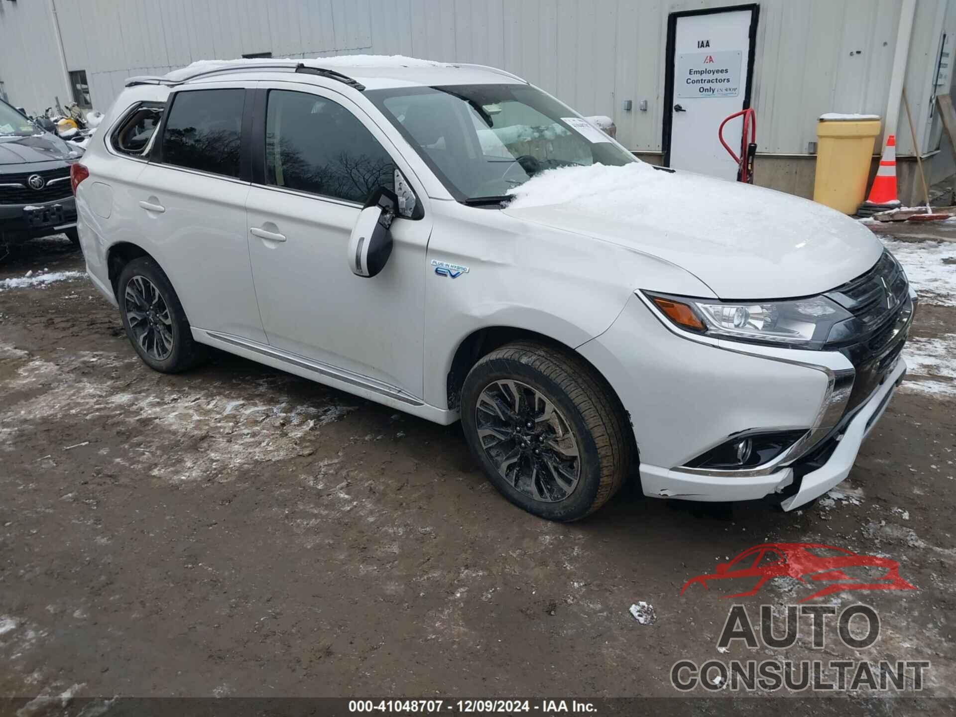 MITSUBISHI OUTLANDER PHEV 2018 - JA4J24A53JZ057882